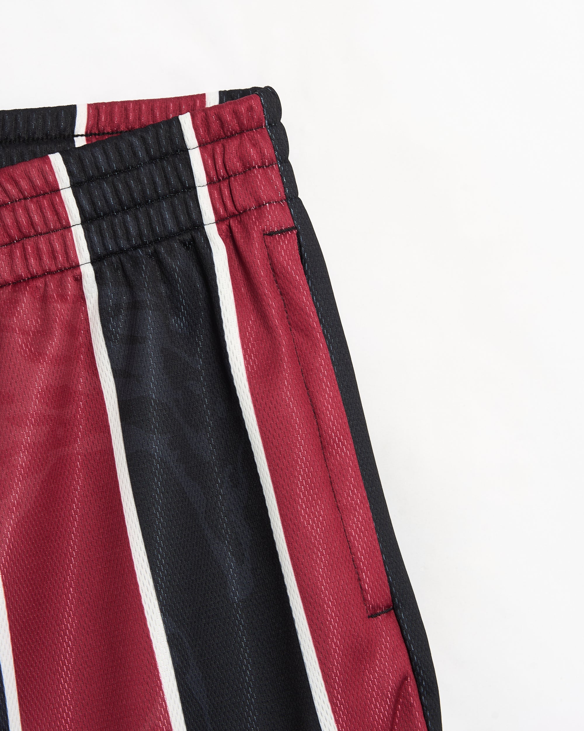 Shorts OVER THE PITCH x Mizuno Football Relaxed Men's Shorts - 32TPAP0166