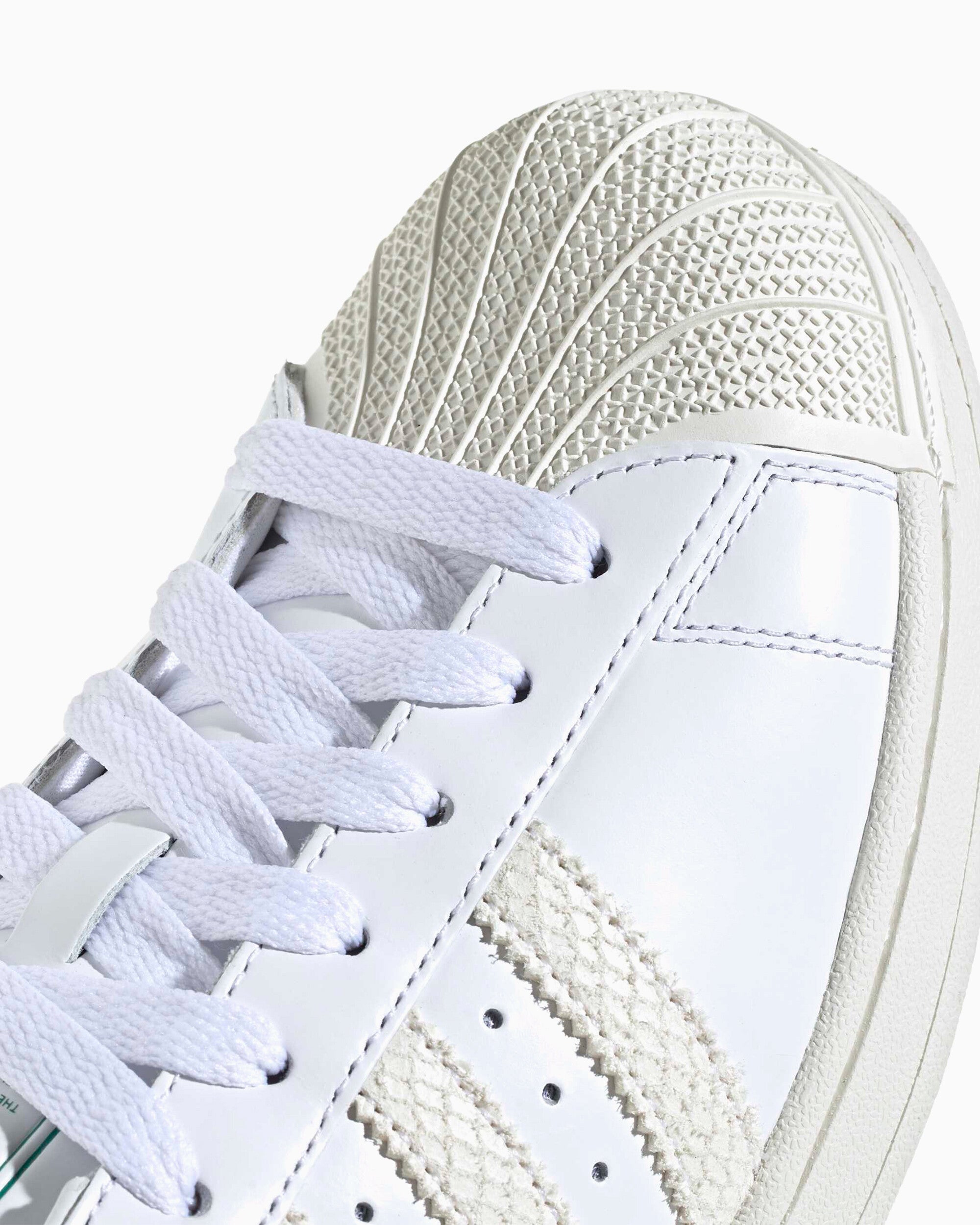 Sneakers adidas Originals Superstar II "Liverpool" - LB5478