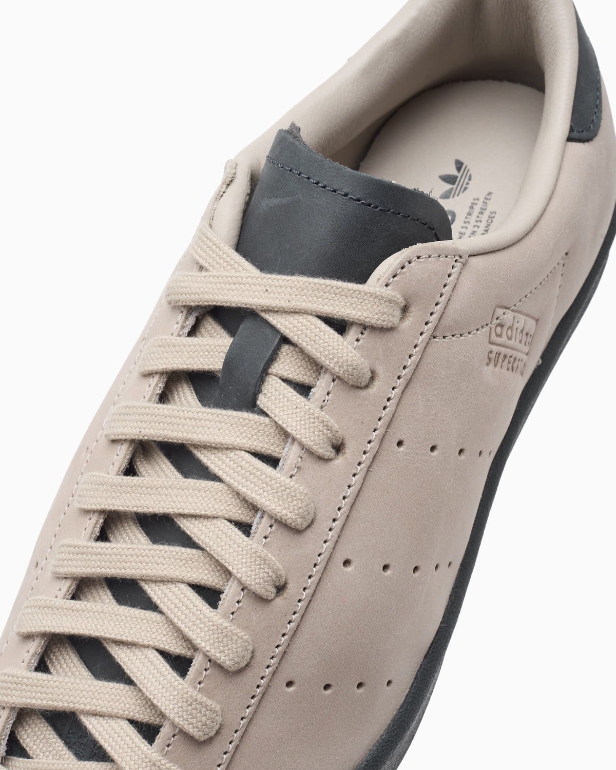 Sneakers adidas Originals Superstar Vintage "Short Shell" - KJ2070