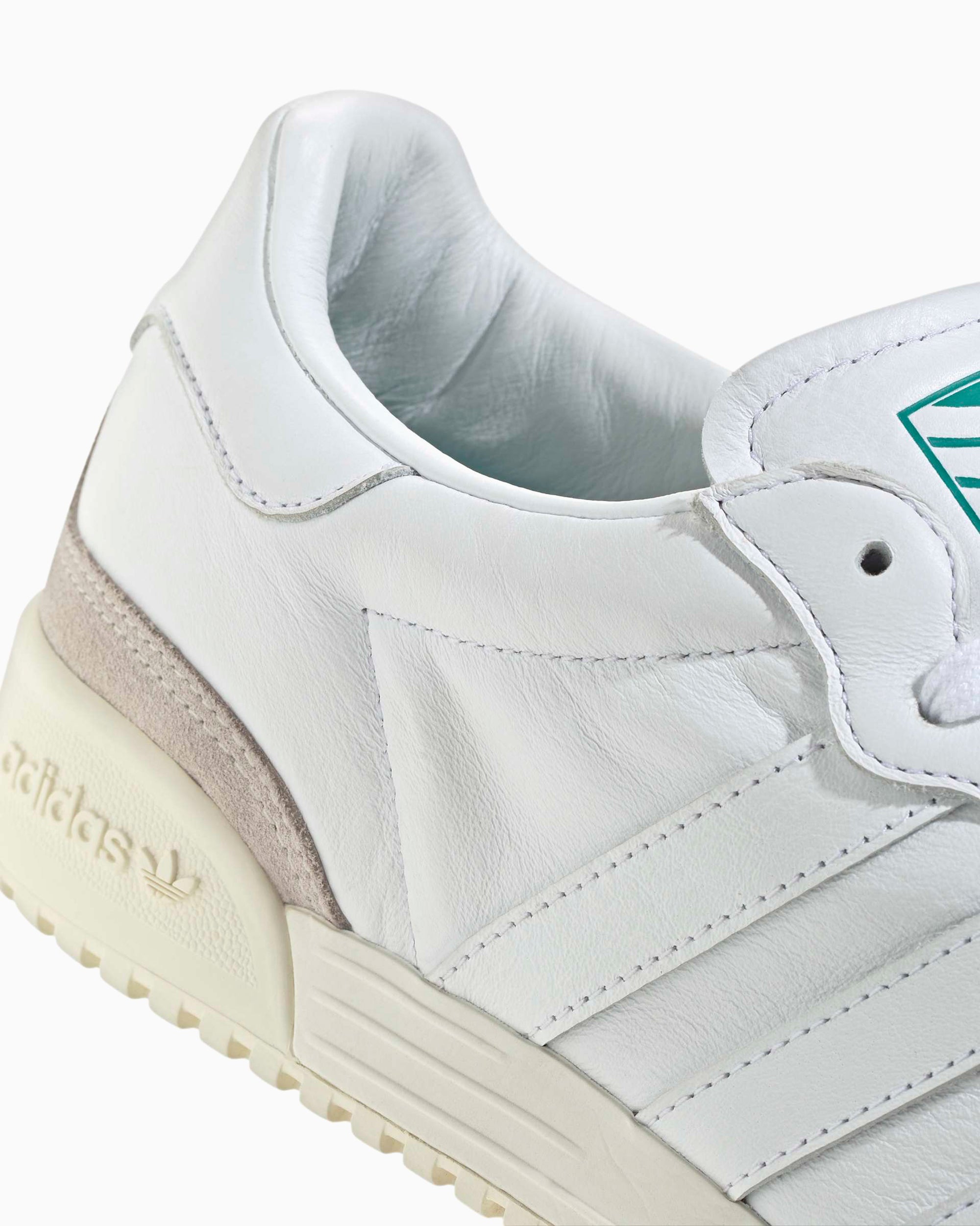 レトロ アディダススニーカー TANGO adidas Originals Tango Magnum