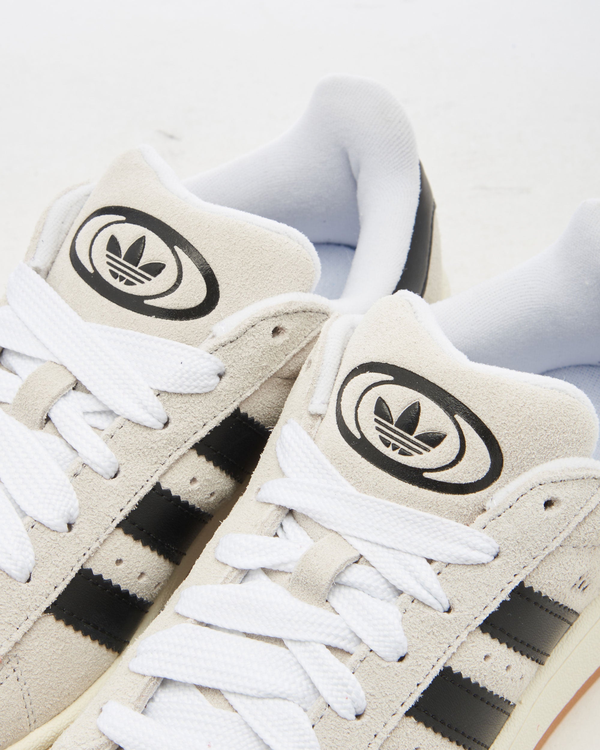 adidas gazelle silver green womens adidas Originals Women's Campus 00s