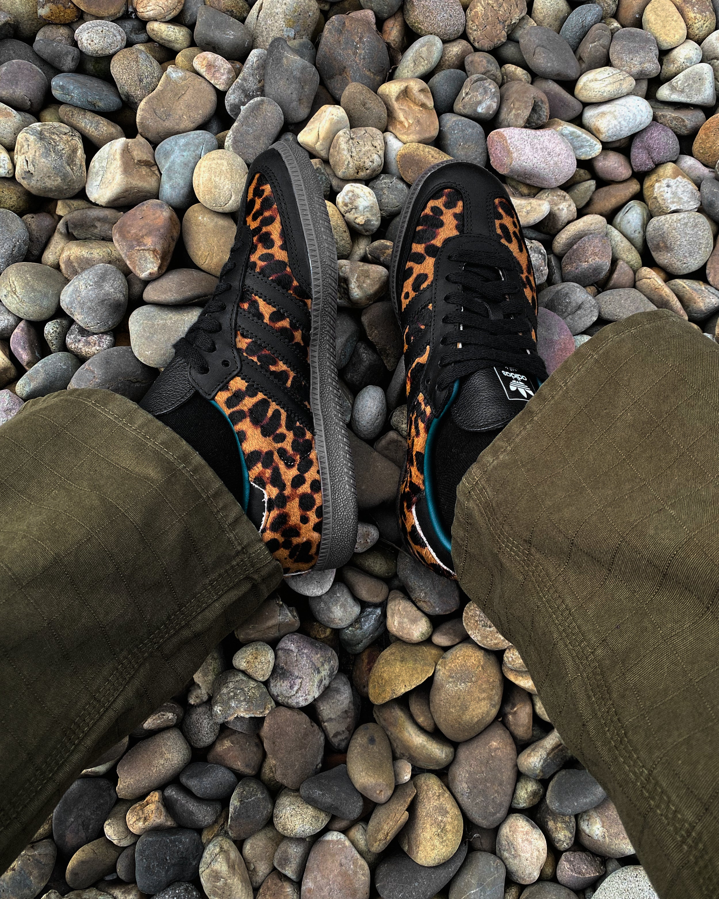 Sneakers adidas Originals Women's Samba OG "Black Green Leopard" - JI2735