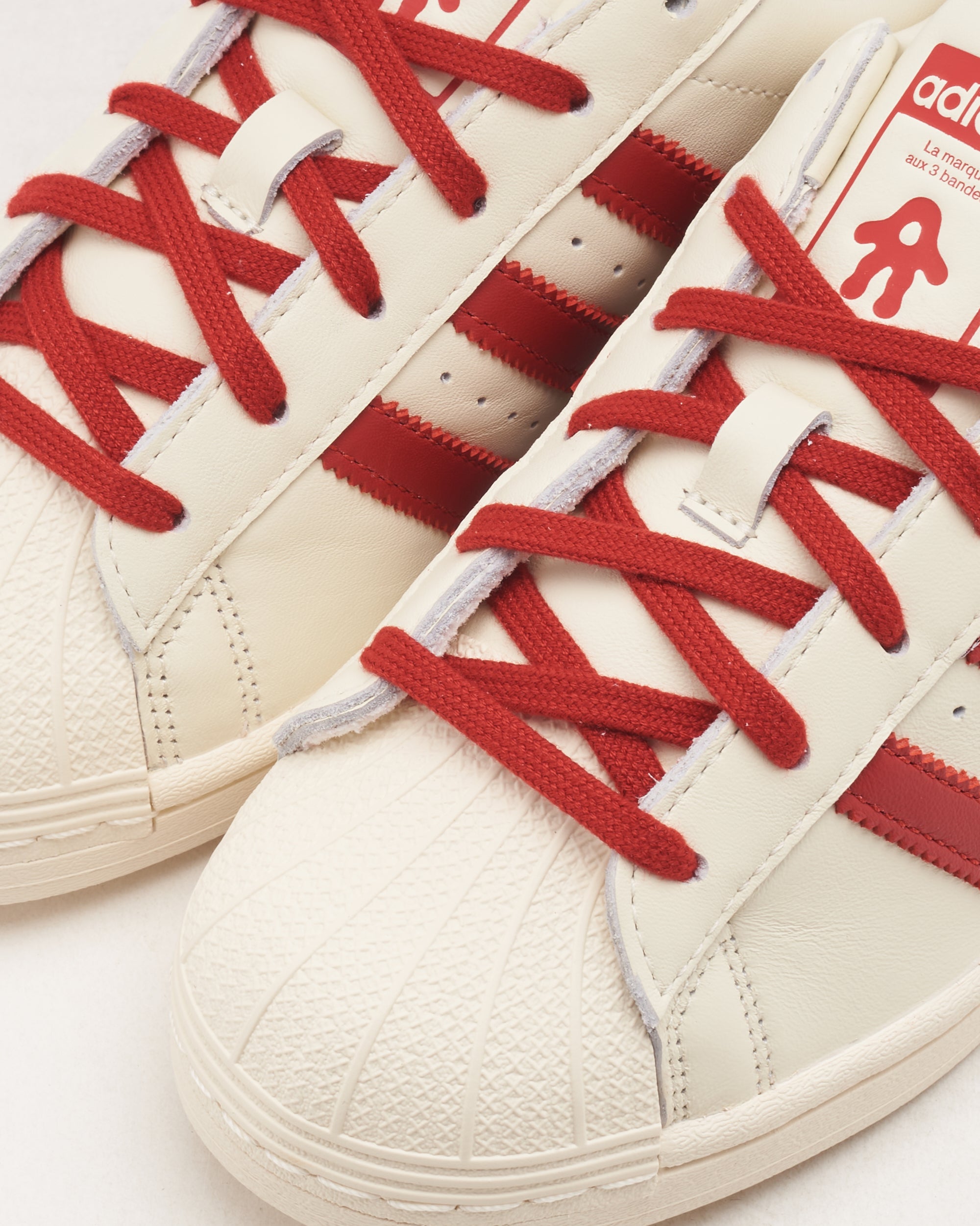 Sneakers adidas Originals x AVAVAV Women's Superfinger Superstar - JP7142