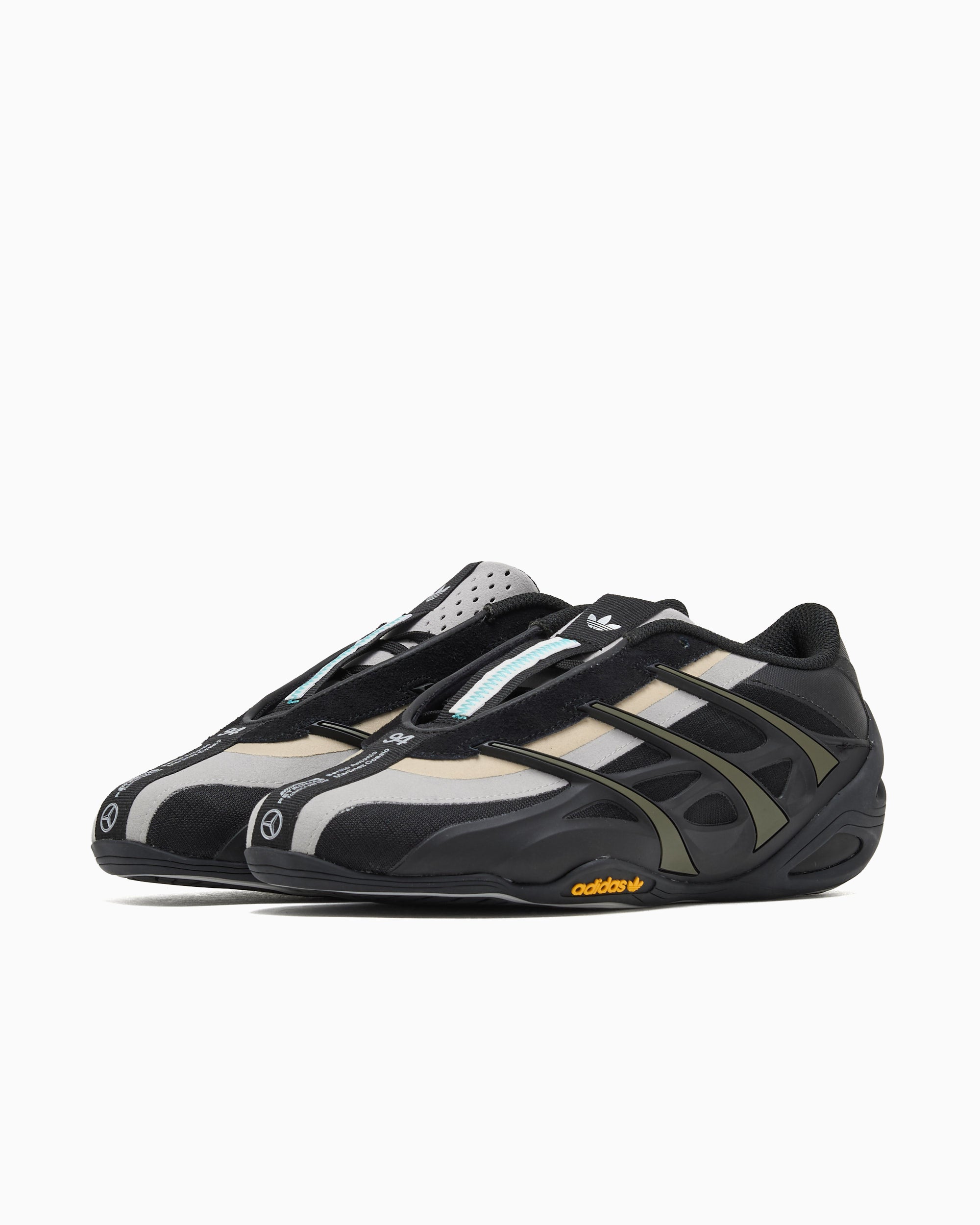 Sneakers adidas Originals x Bad Bunny x Mercedes AMG Petronas Adiracer GT - HQ2570