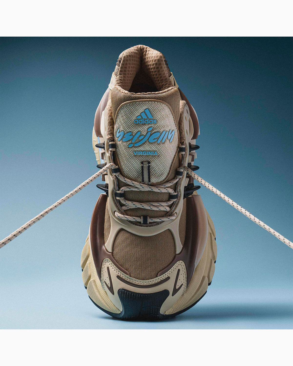 Sneakers adidas Originals x Pharrell Williams Virginia Adistar Jellyfish "Crystal Sand" - KH6729