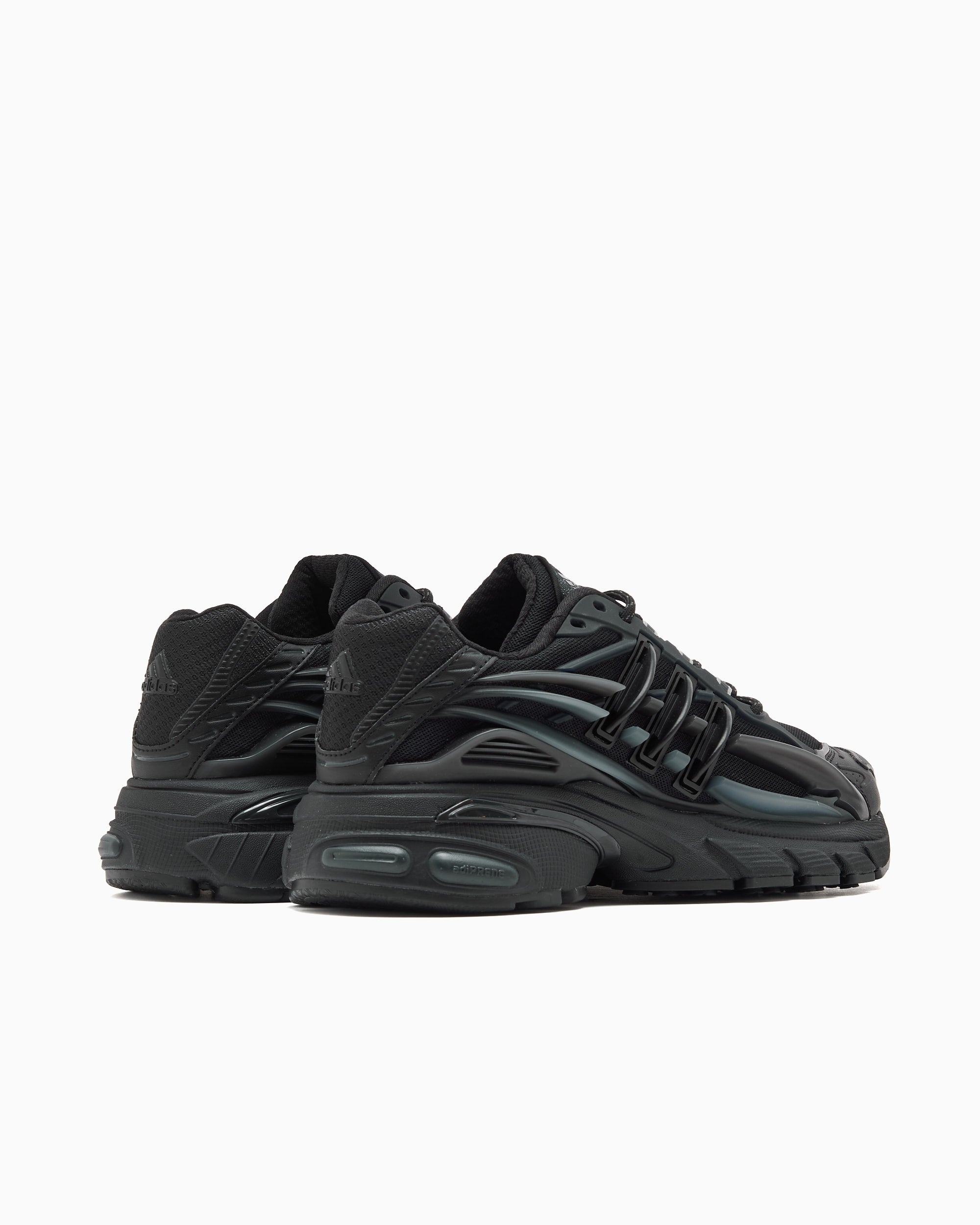 Sneakers adidas Originals x Pharrell Williams Virginia Adistar Jellyfish "Triple Black" - KJ3841
