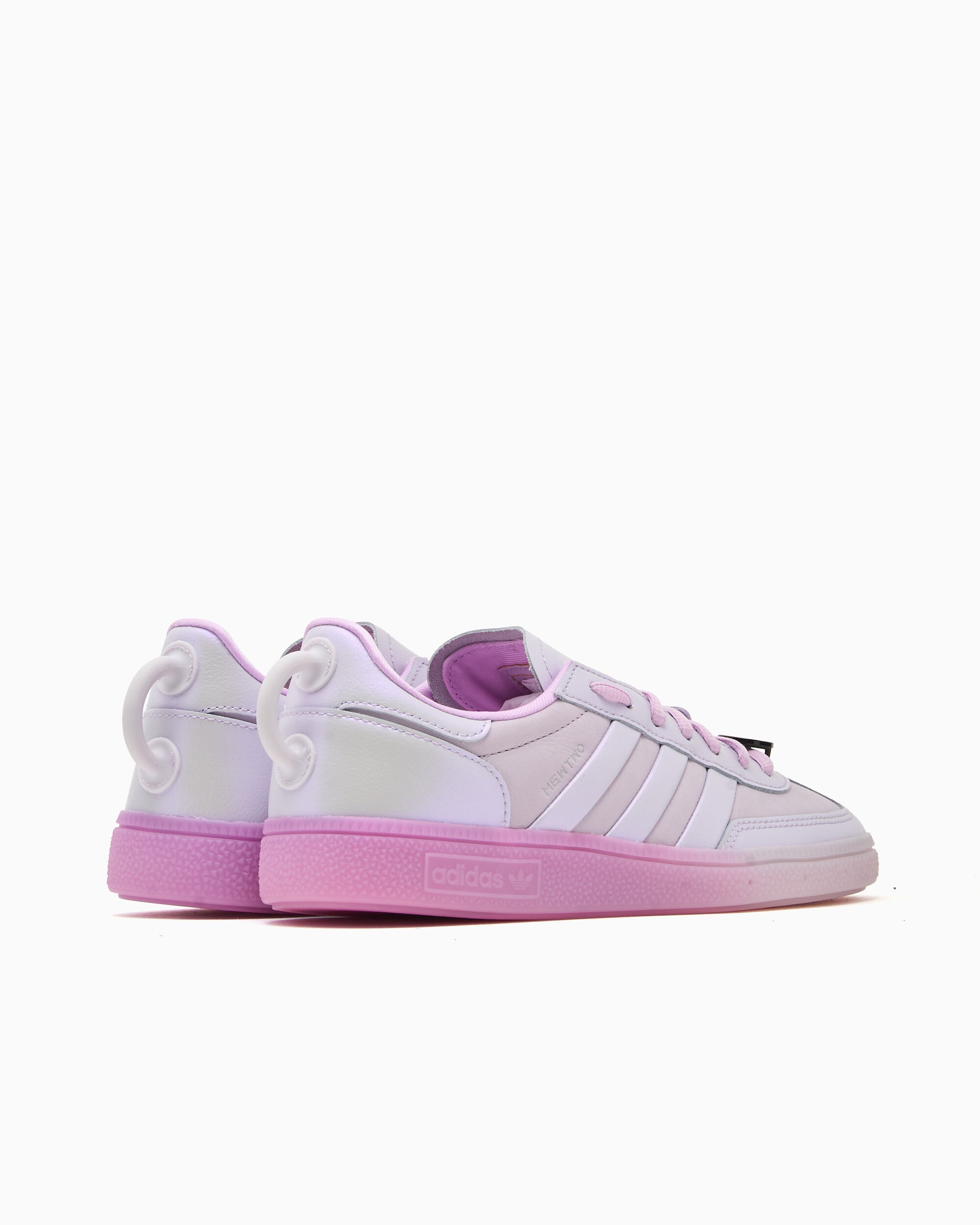 Sneakers adidas Originals x Pokemon Handball Spezial "Mewtwo" - KI8213