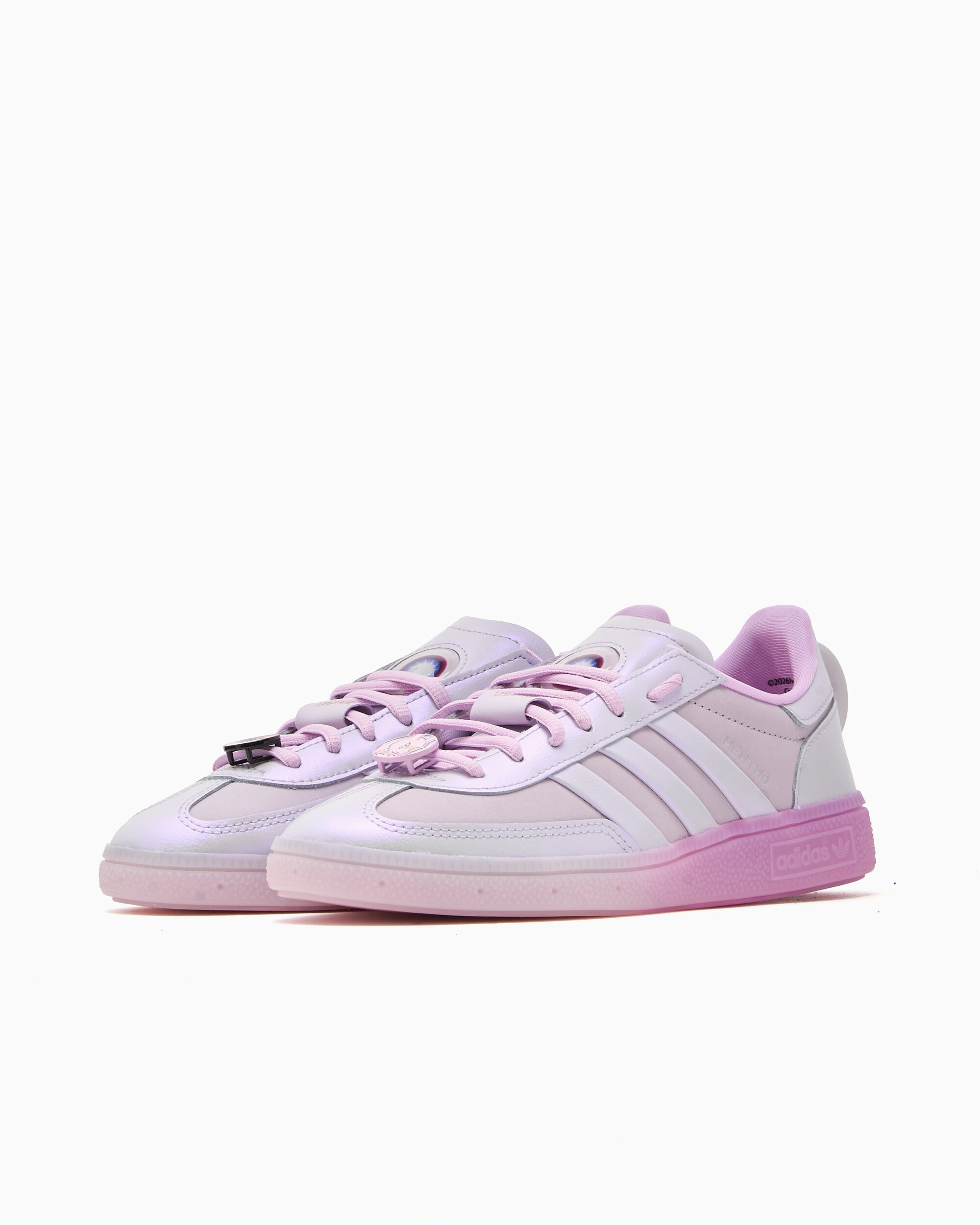 Sneakers adidas Originals x Pokemon Handball Spezial "Mewtwo" - KI8213