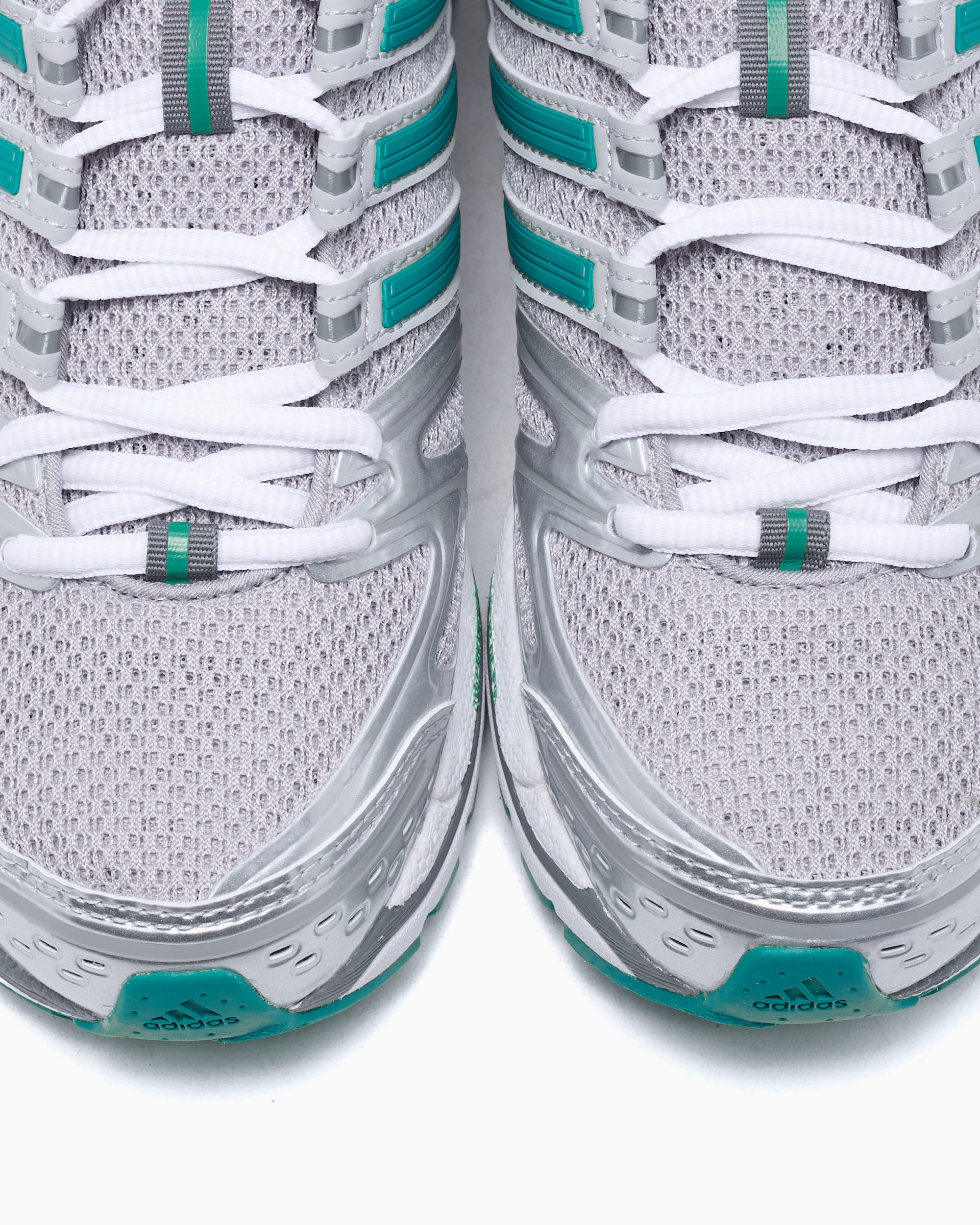 ADA エアスイーパー adidas Originals x Sporty & Rich Adistar Control 5