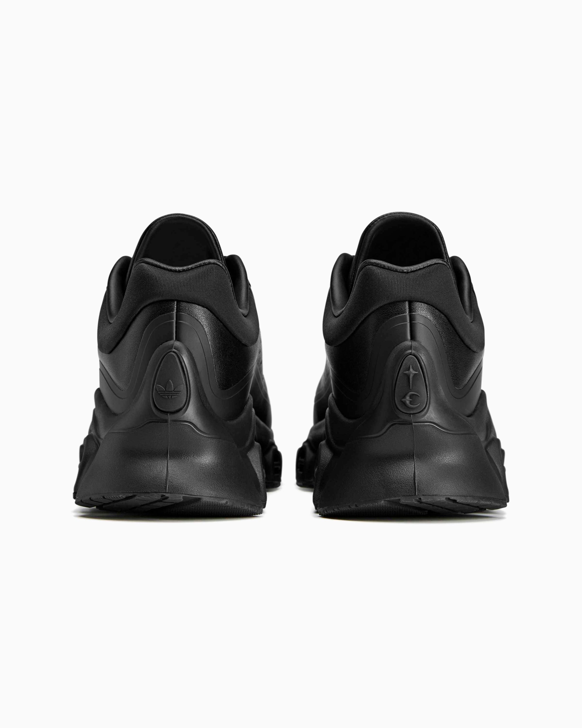 Sneakers adidas Originals x Thug Club adiFOM Megaride - KI9522