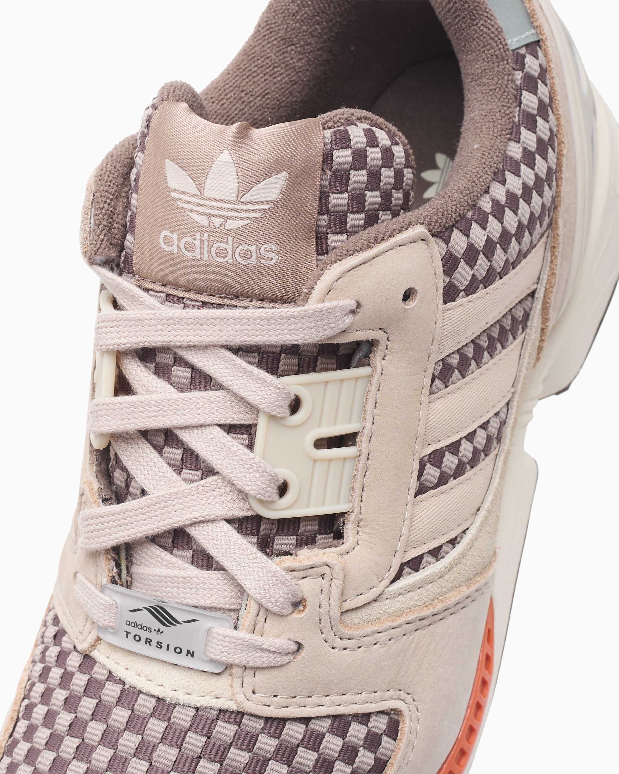 うずまきタイタス adidas Originals ZX 8000