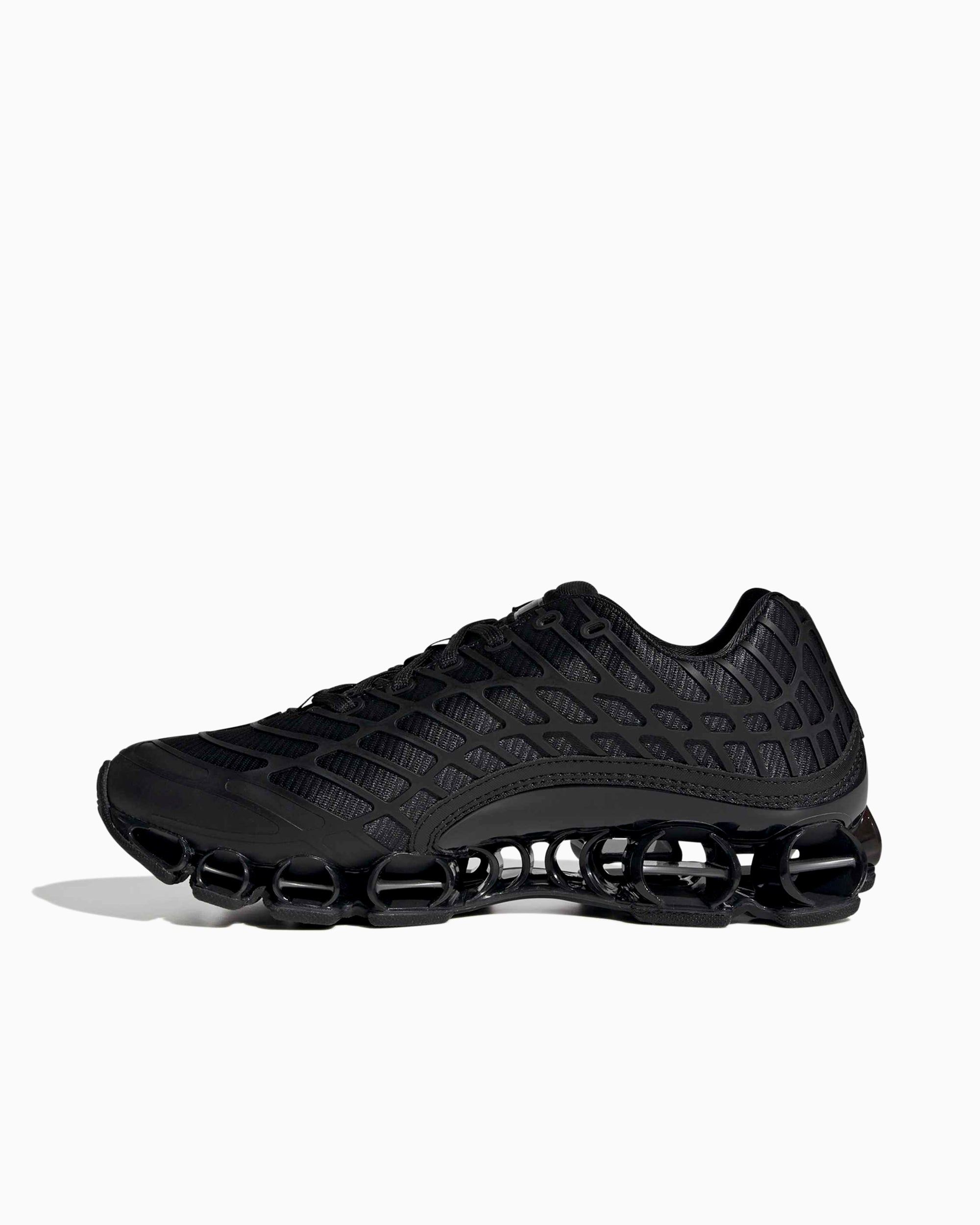 靴  MEGARIDE F50 ONV26/HQ9343 adidas Performance Megaride F50