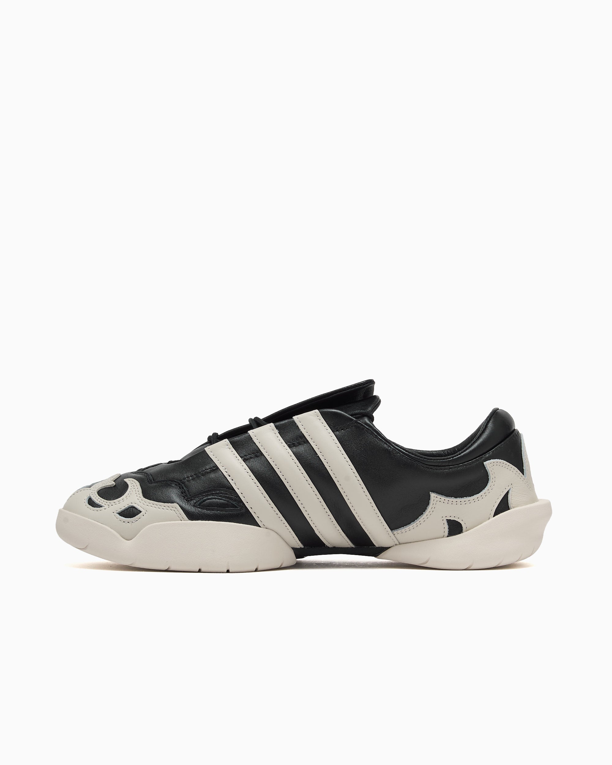 Sneakers adidas Y-3 Regu 2002 - JR3600