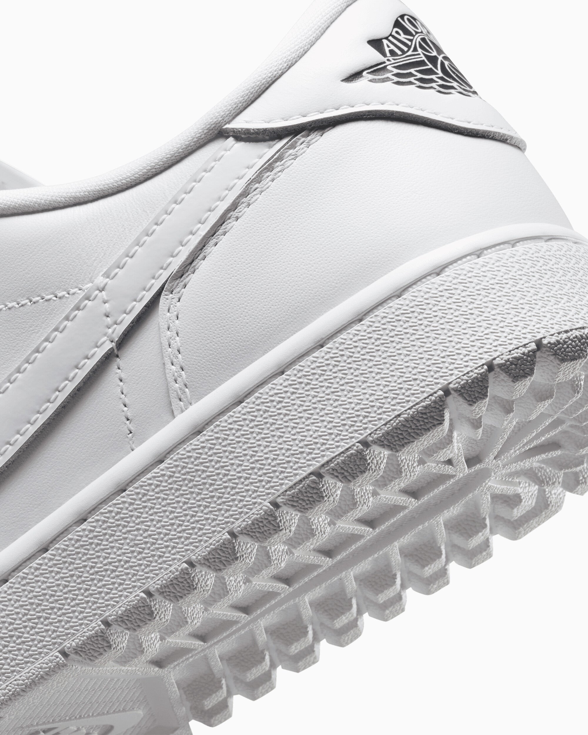 sneakers-air-jordan-1-low-golf