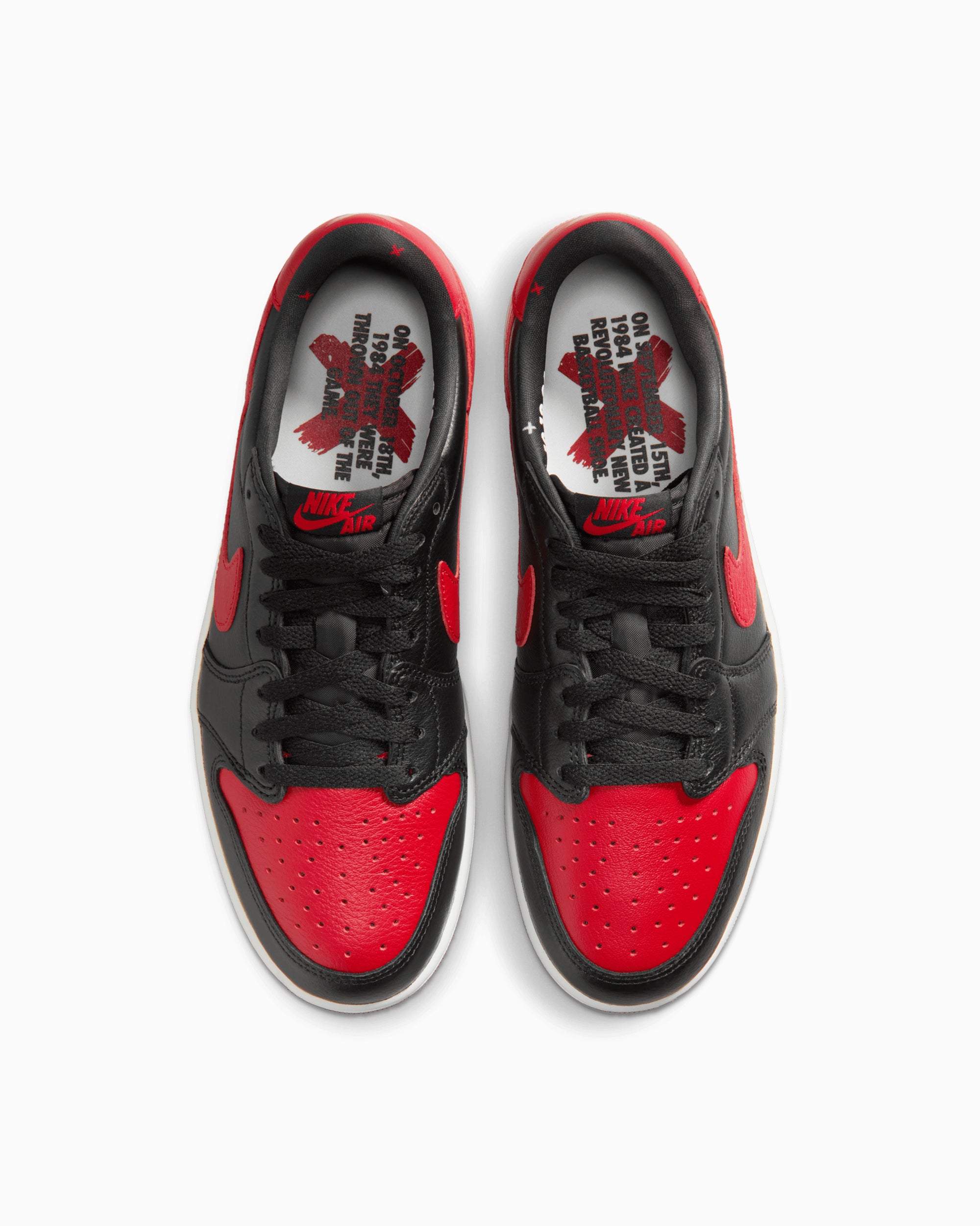 Nike Air Jordan 1 Retro Low OG Banned レア Air Jordan 1 Retro Low OG 