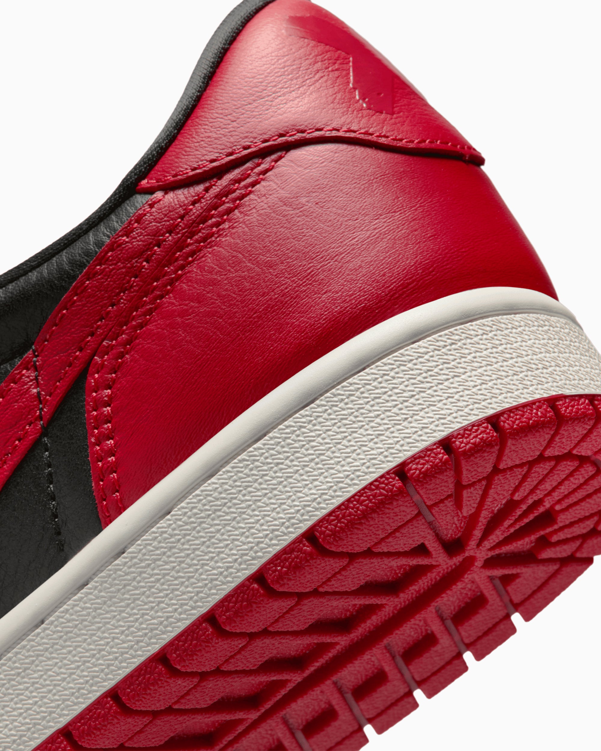 Air Jordan 1 Retro Low OG 
