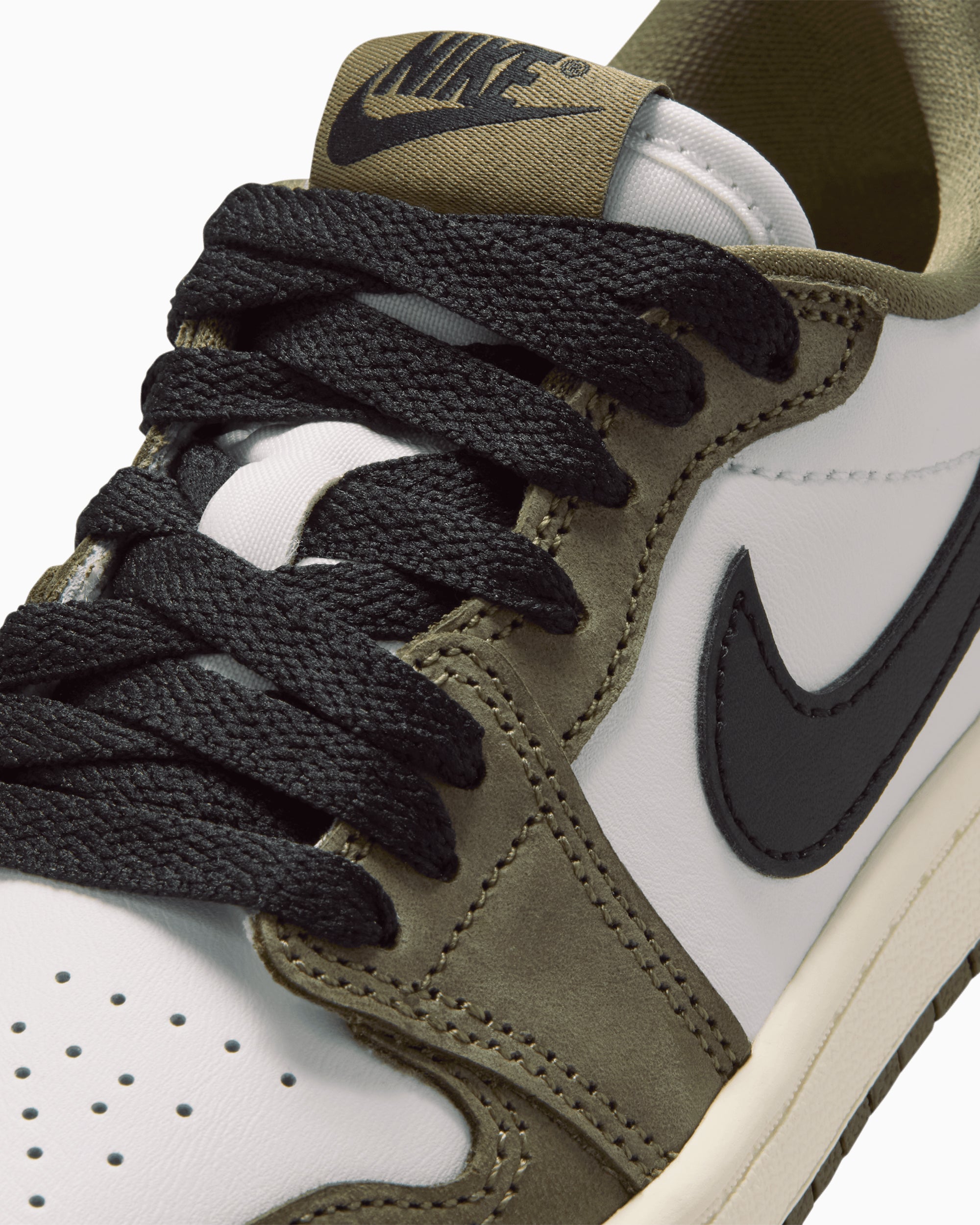 Air Jordan 1 Retro Low OG 