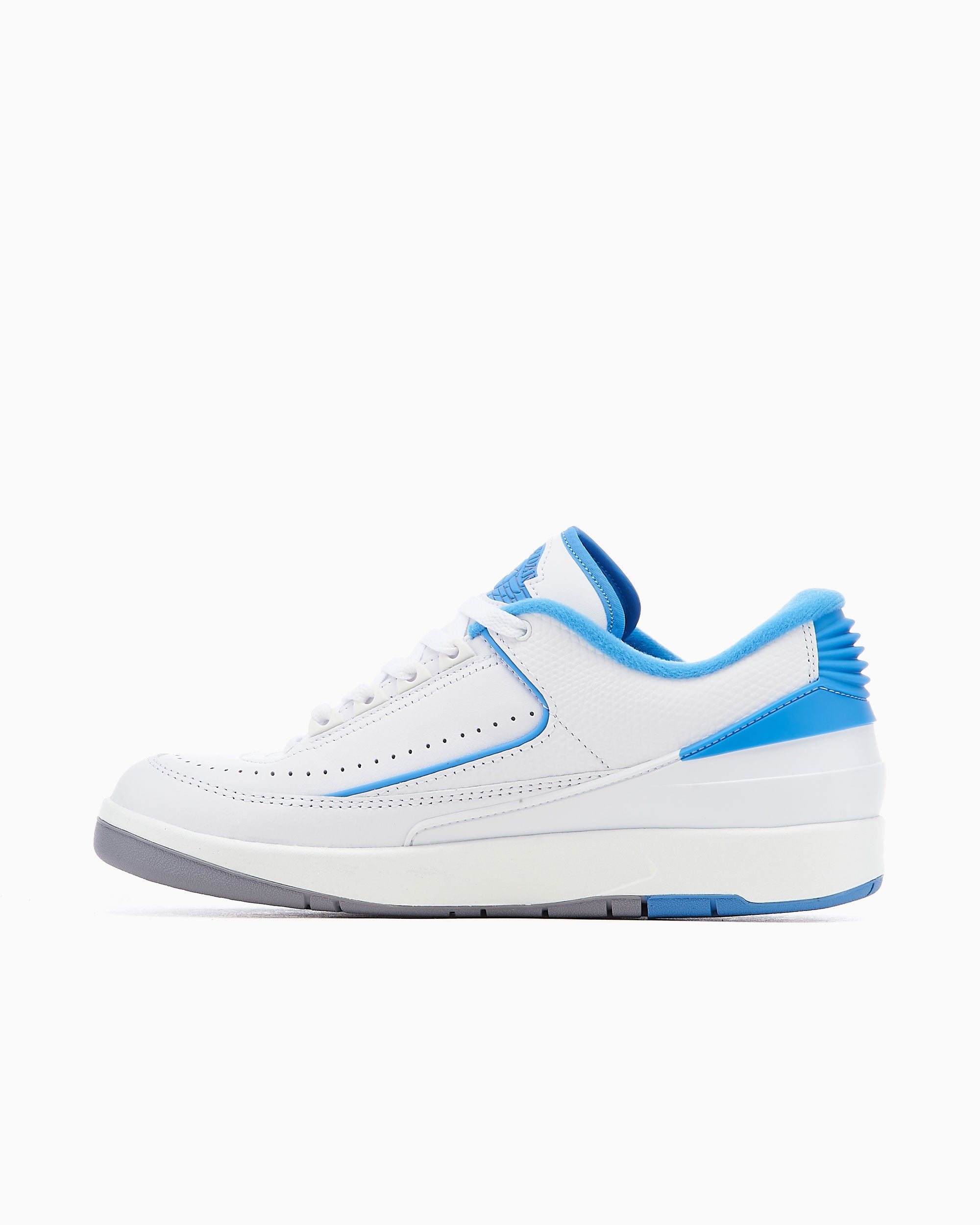 Sneakers Air Jordan 2 Retro Low "UNC University Blue" - DV9956-104