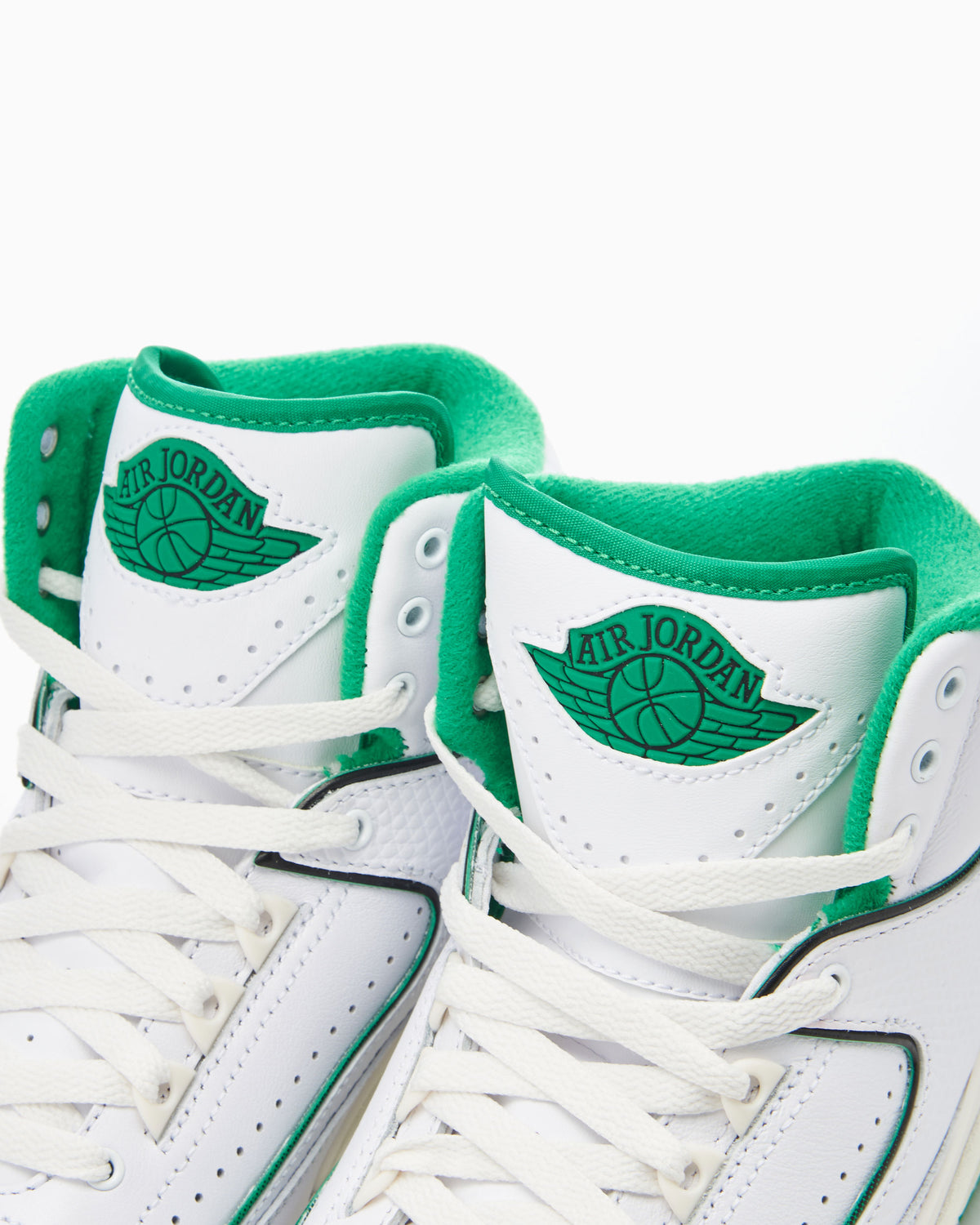Air Jordan 2 Retro 