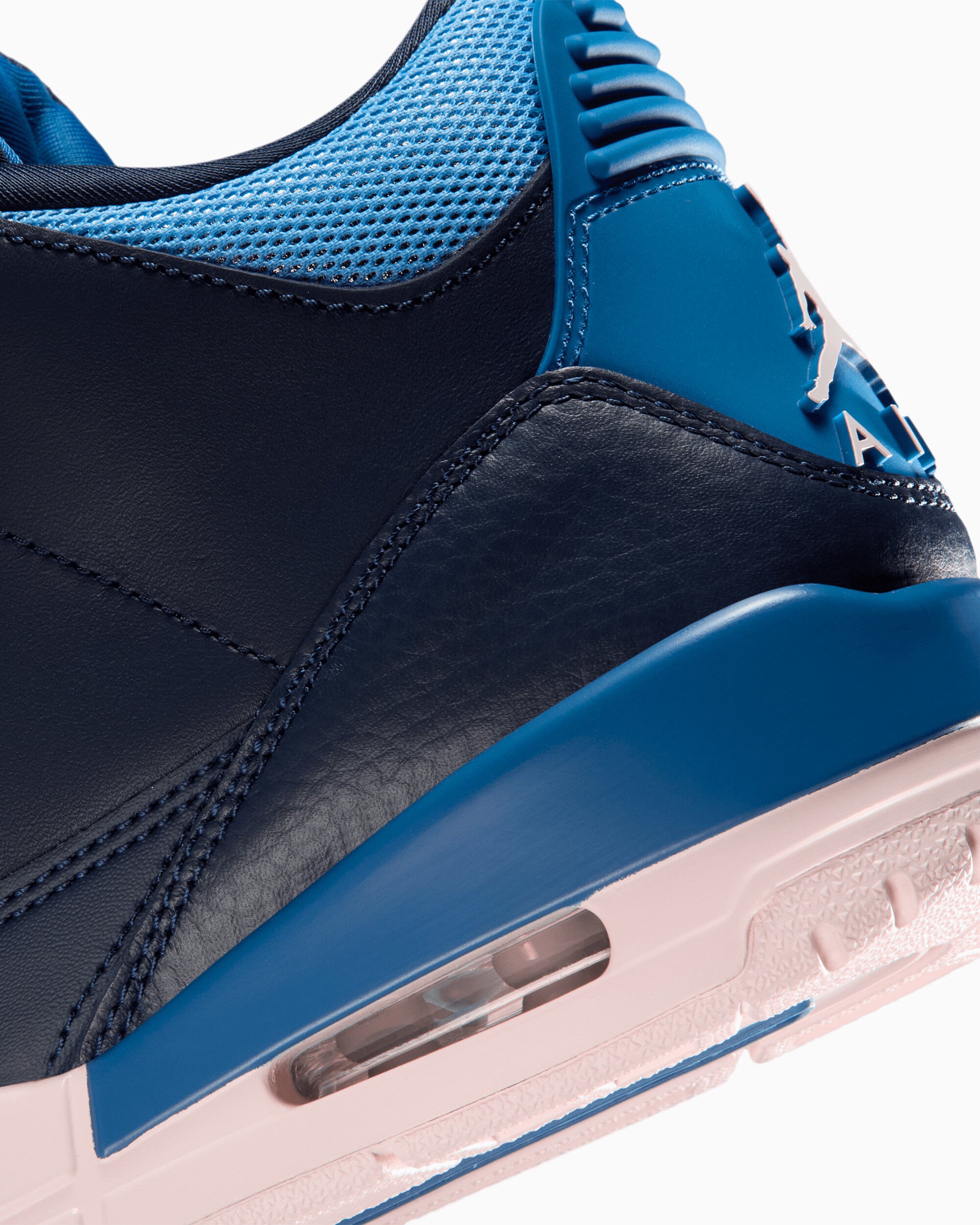Sneakers Air Jordan 3 Women's Retro "Sport Renaissance" - CK9246-400