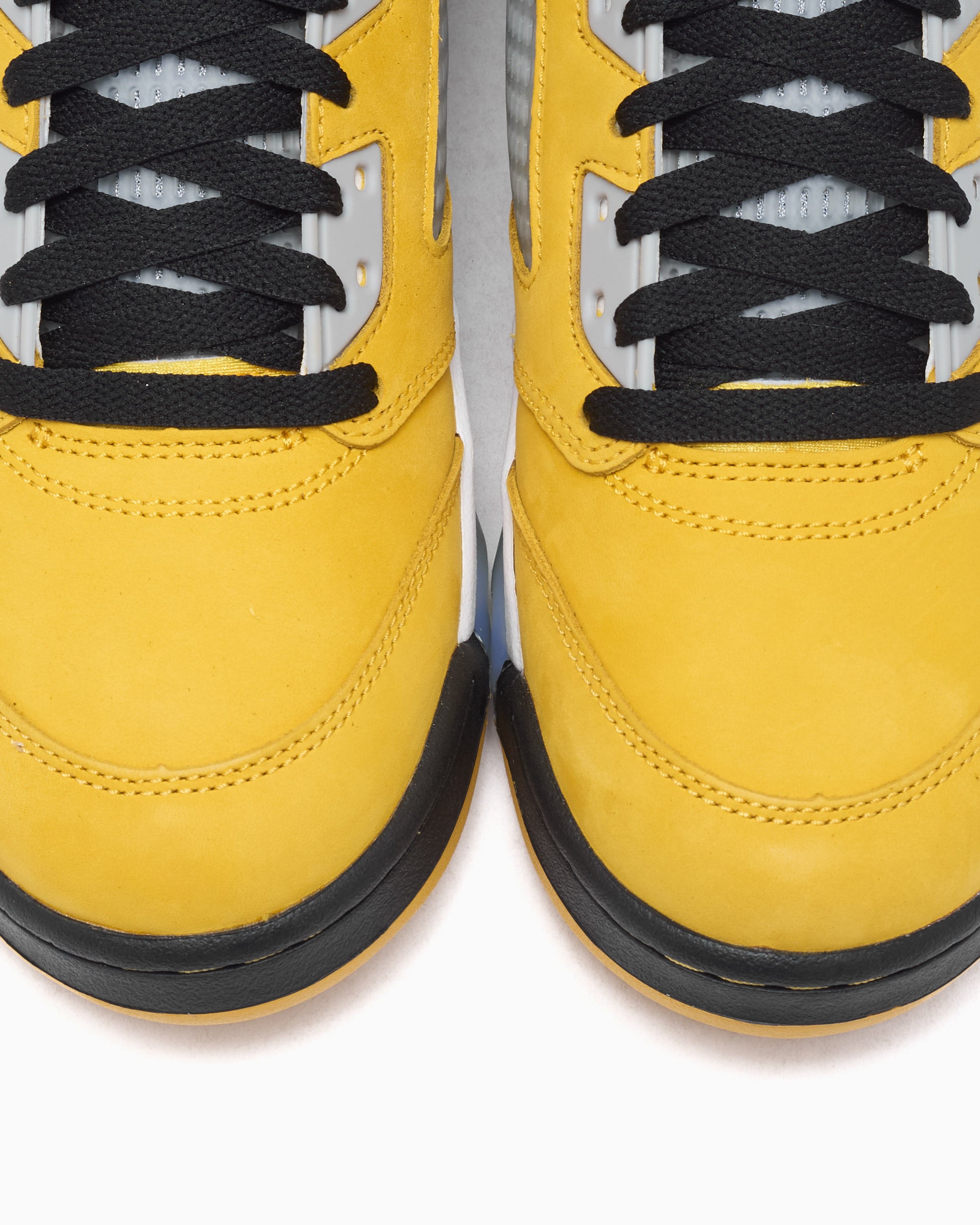Sneakers Air Jordan 5 Retro "Tokyo23 Varsity Maize" - IO3372-700