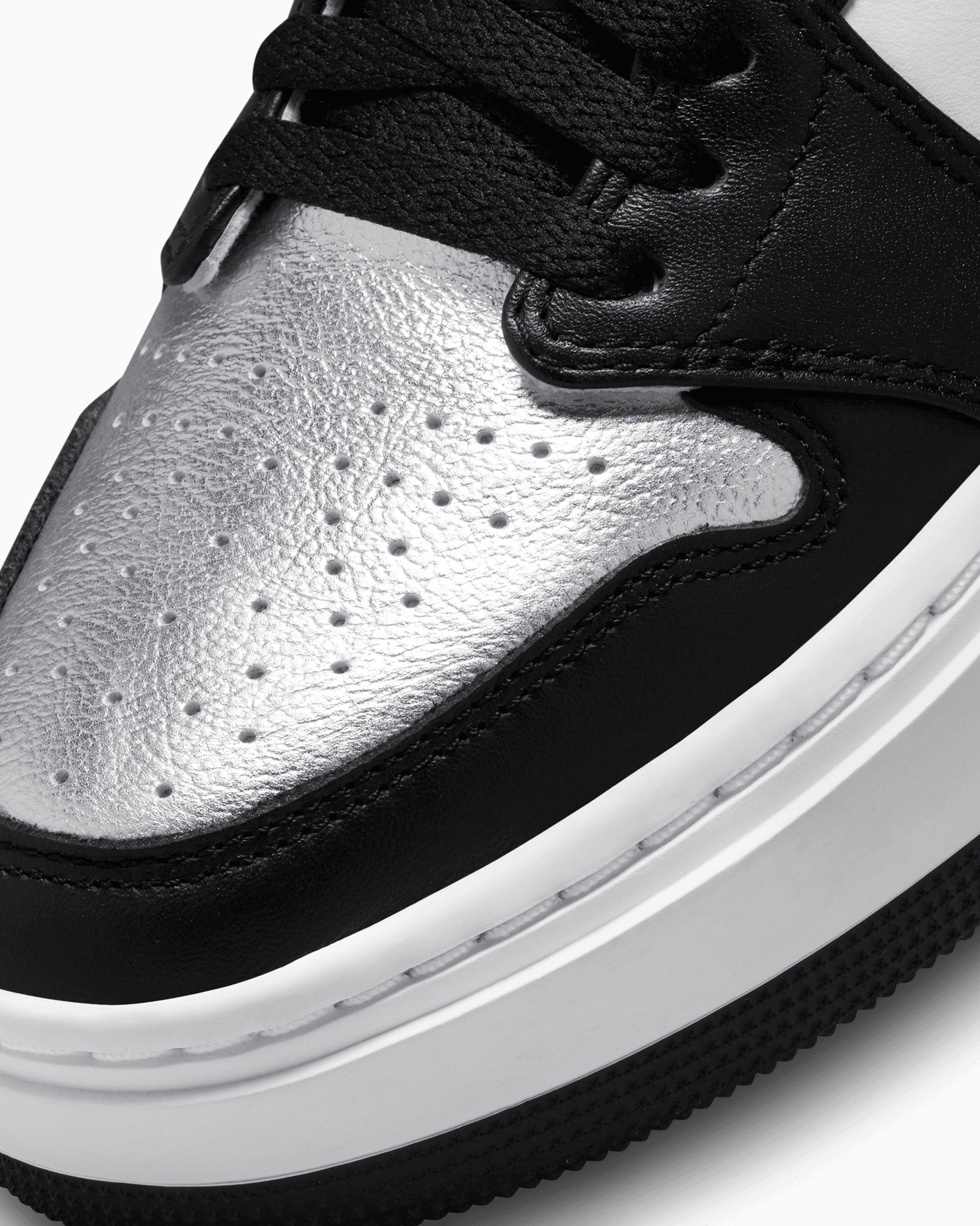Sneakers Air Jordan Women's 1 Low Elevate SE "Silver Toe" - DQ8561-001