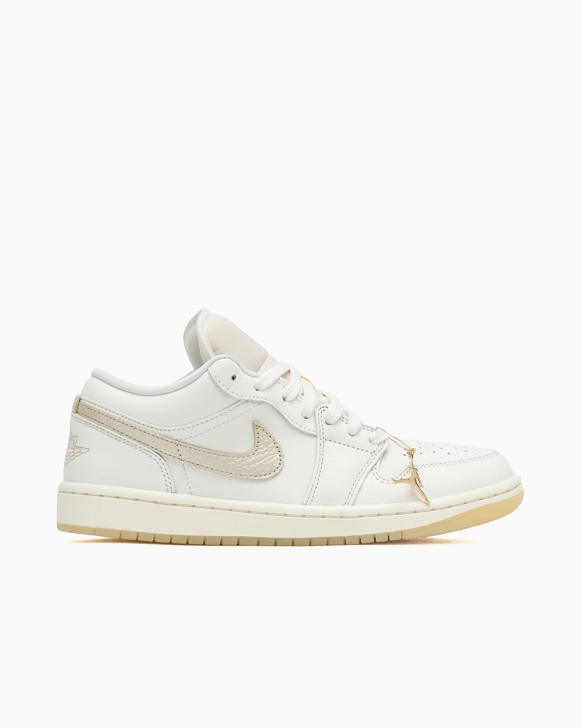 sneakers-air-jordan-womens-1-