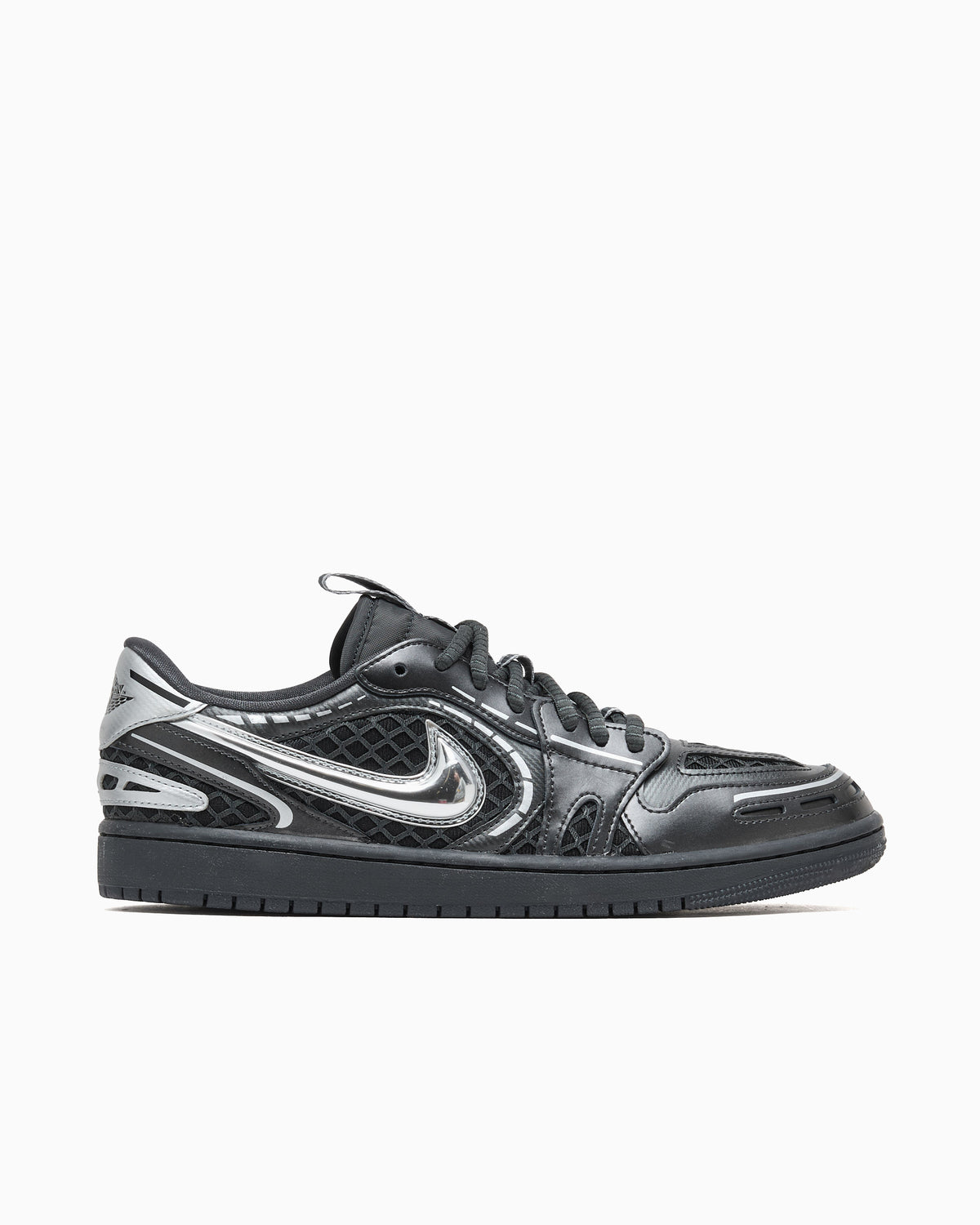 sneakers-air-jordan-womens-1- 