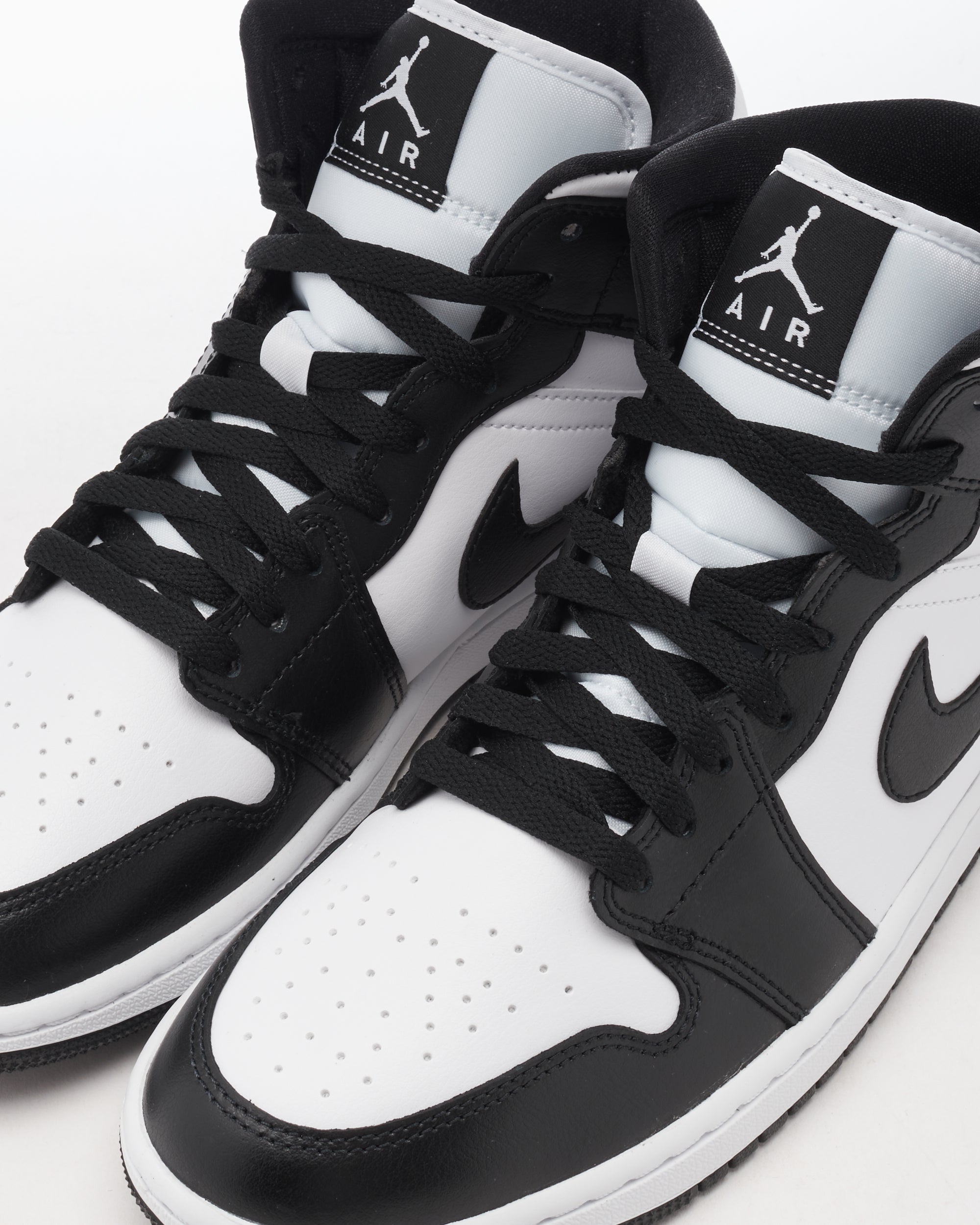 Air Jordan Women's 1 Mid 