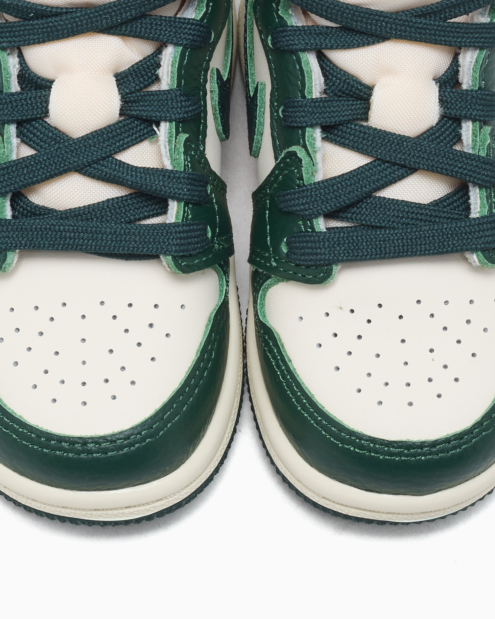 Sneakers Air Jordan Women's 1 Retro High OG "Pro Green" (TD) - FD2598-101