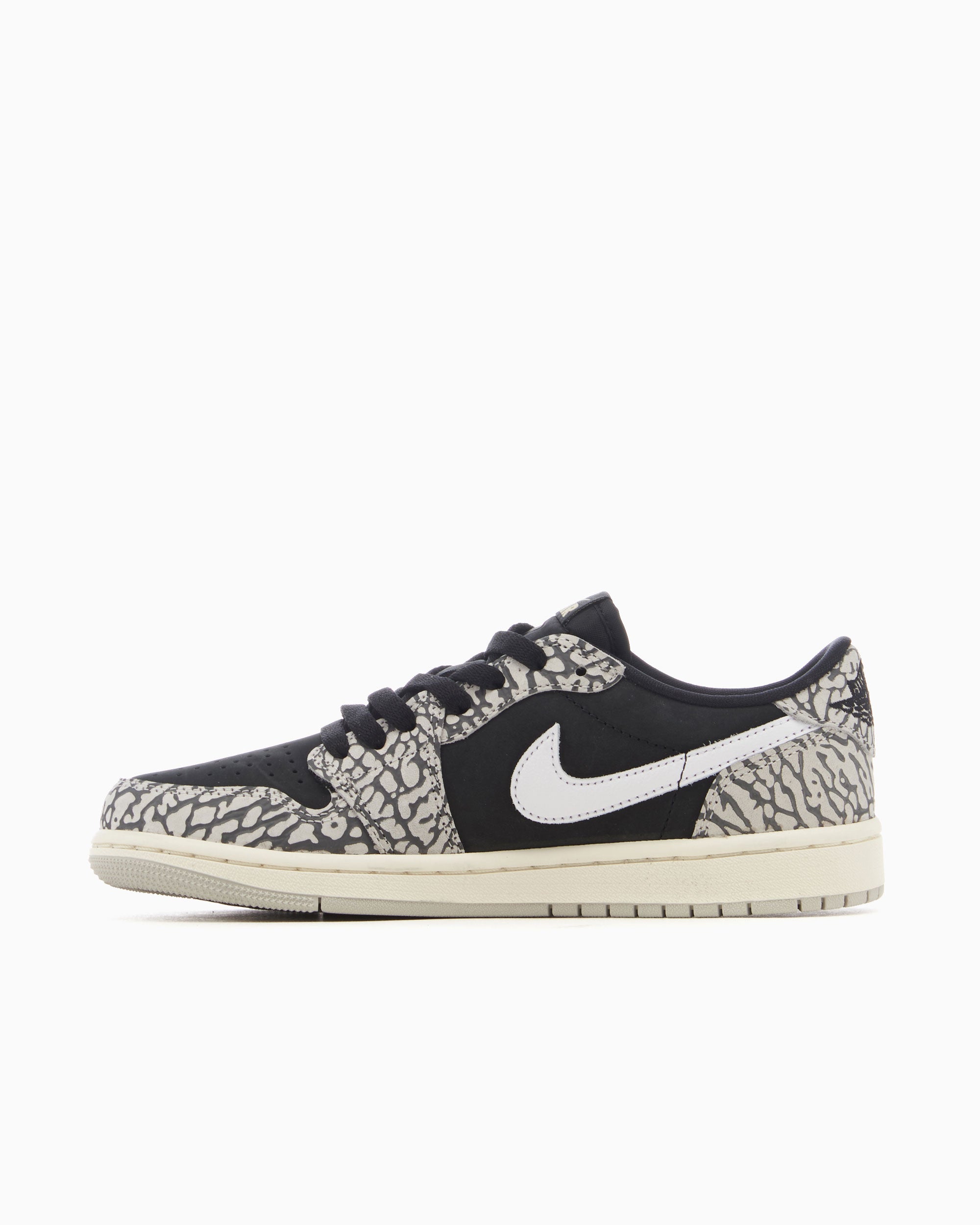 Sneakers Air Jordan Women's 1 Retro Low OG "Black Cement" - CZ0775-001
