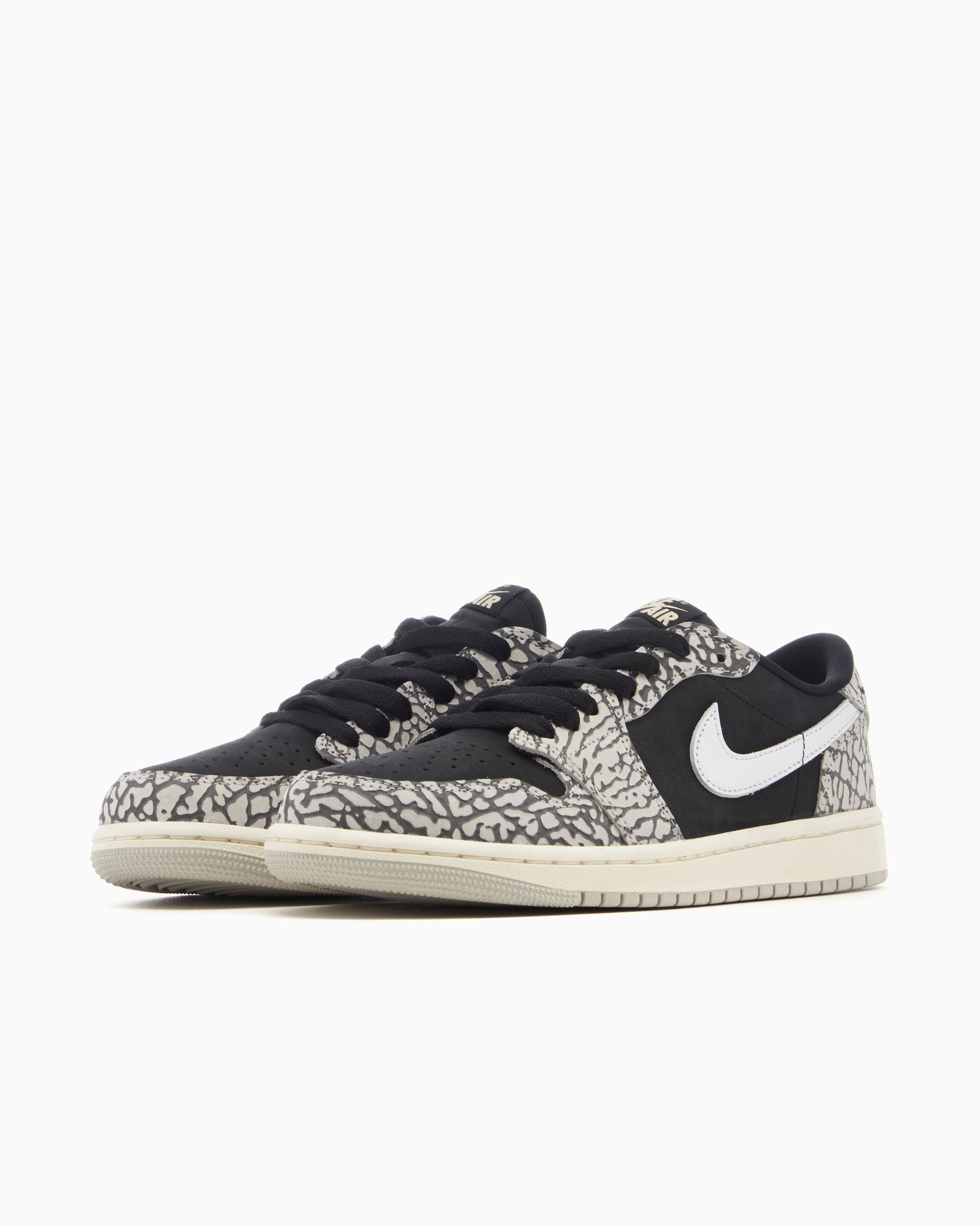 Air Jordan Women's 1 Retro Low OG 