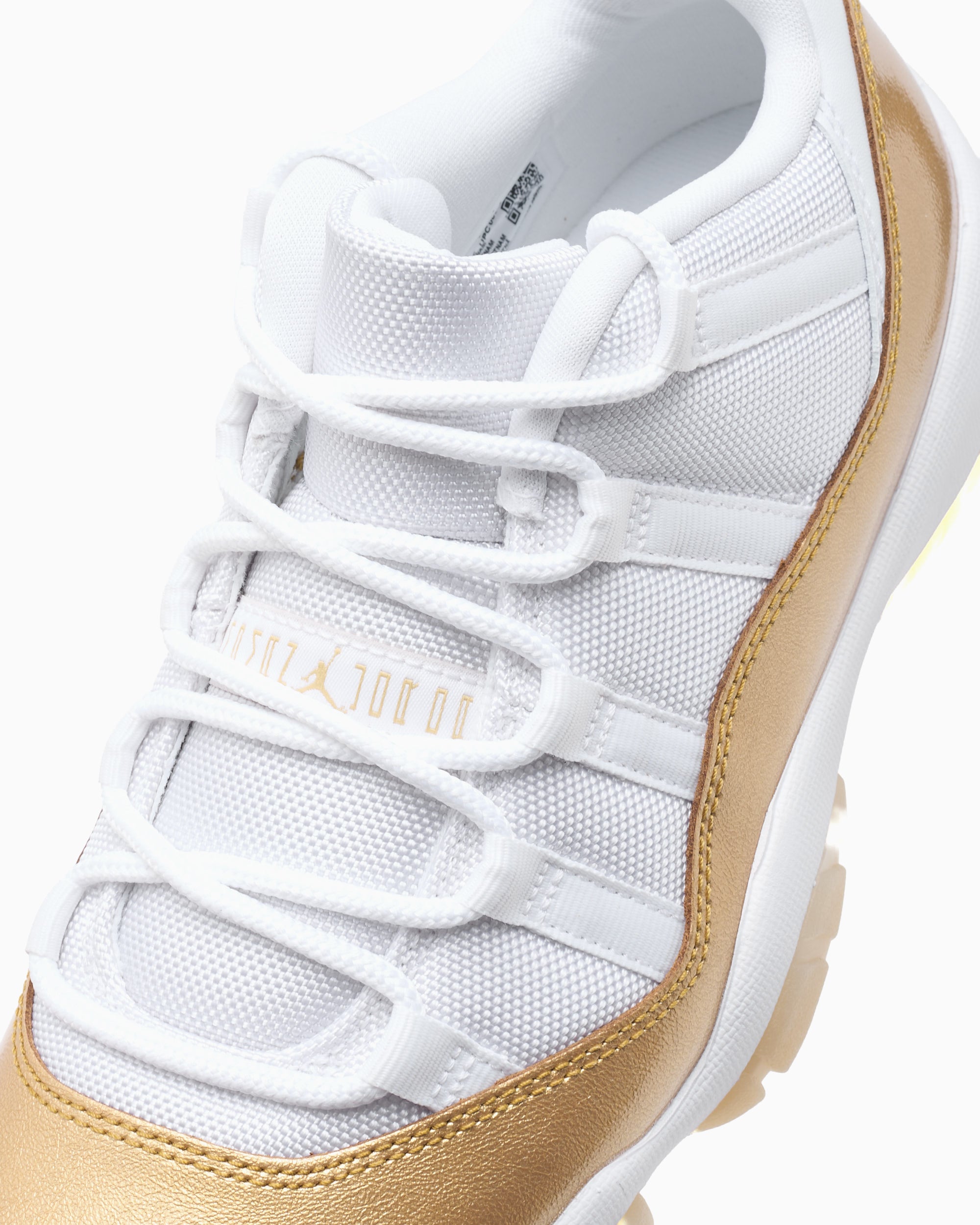 NIKE AIR JORDAN 11 RETRO LOW 28.5 2001