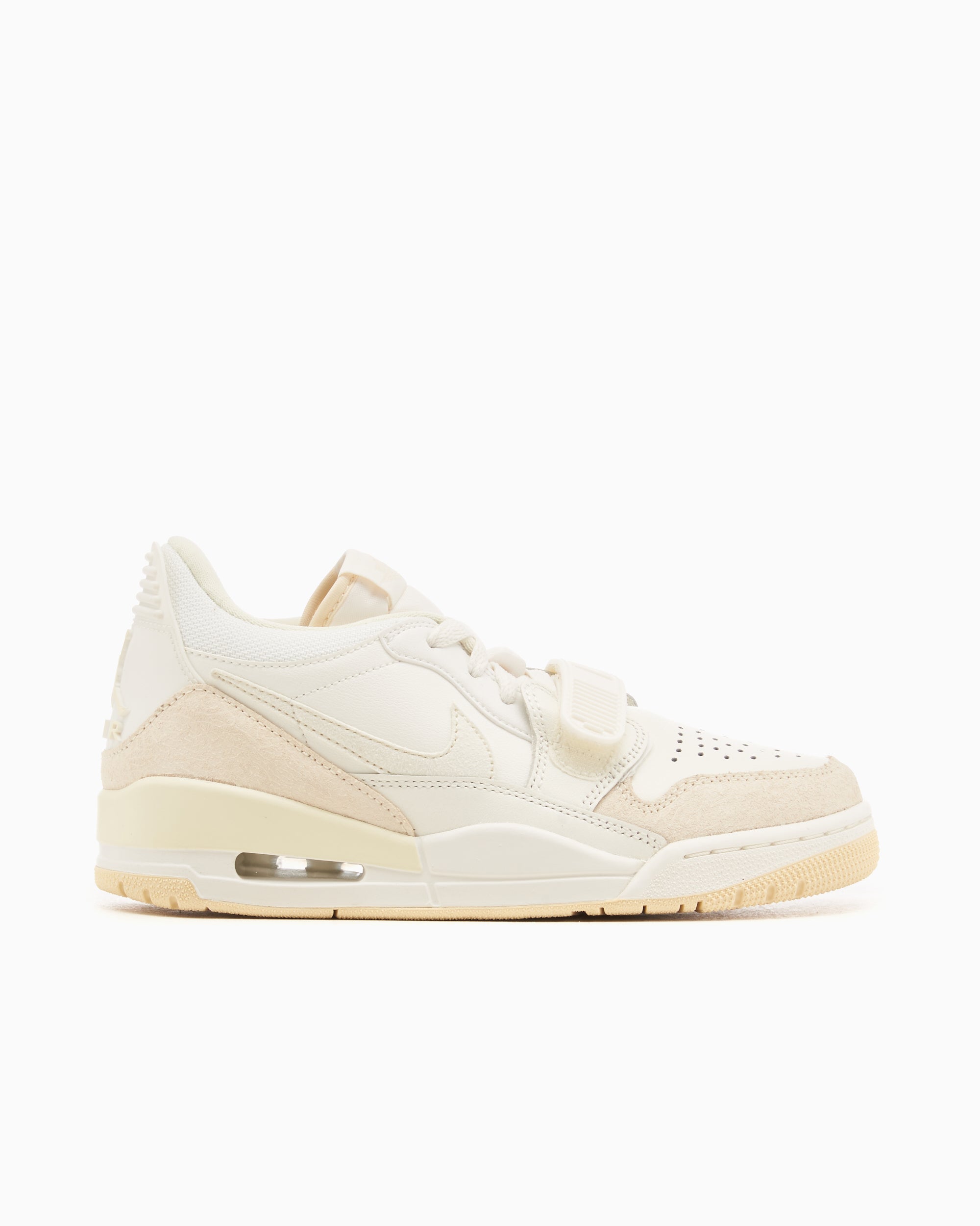 新品24.5CM Air Jordan Legacy 312 Low ベージュ Air Jordan Women's Legacy 312 Low