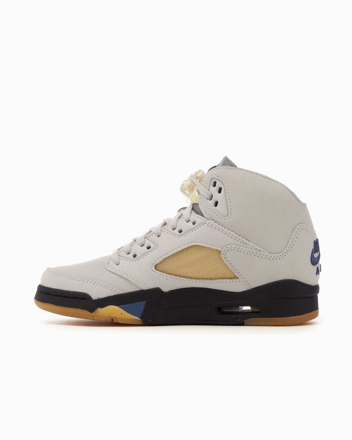 Air Jordan x A Ma Maniére Women