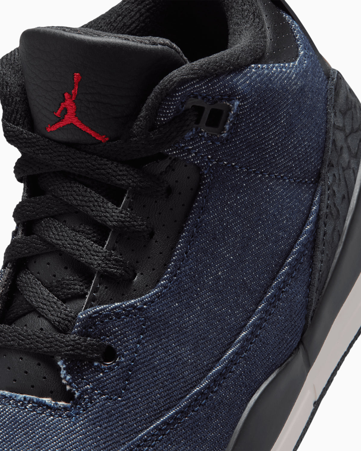 sneakers-air-jordan-x-levis-3- 
