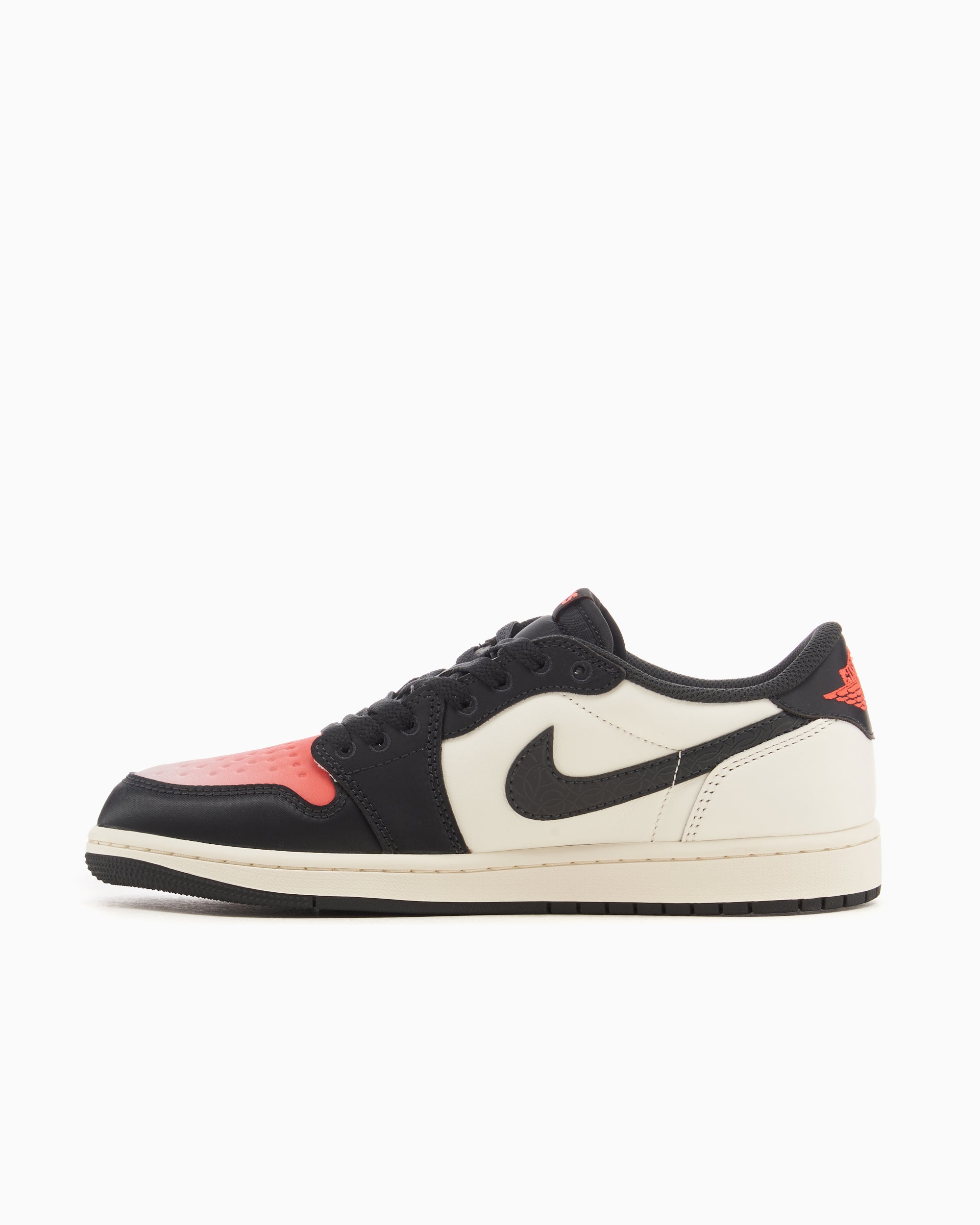 エアジョーダン1 LOW PSG Air Jordan x PSG Retro Low