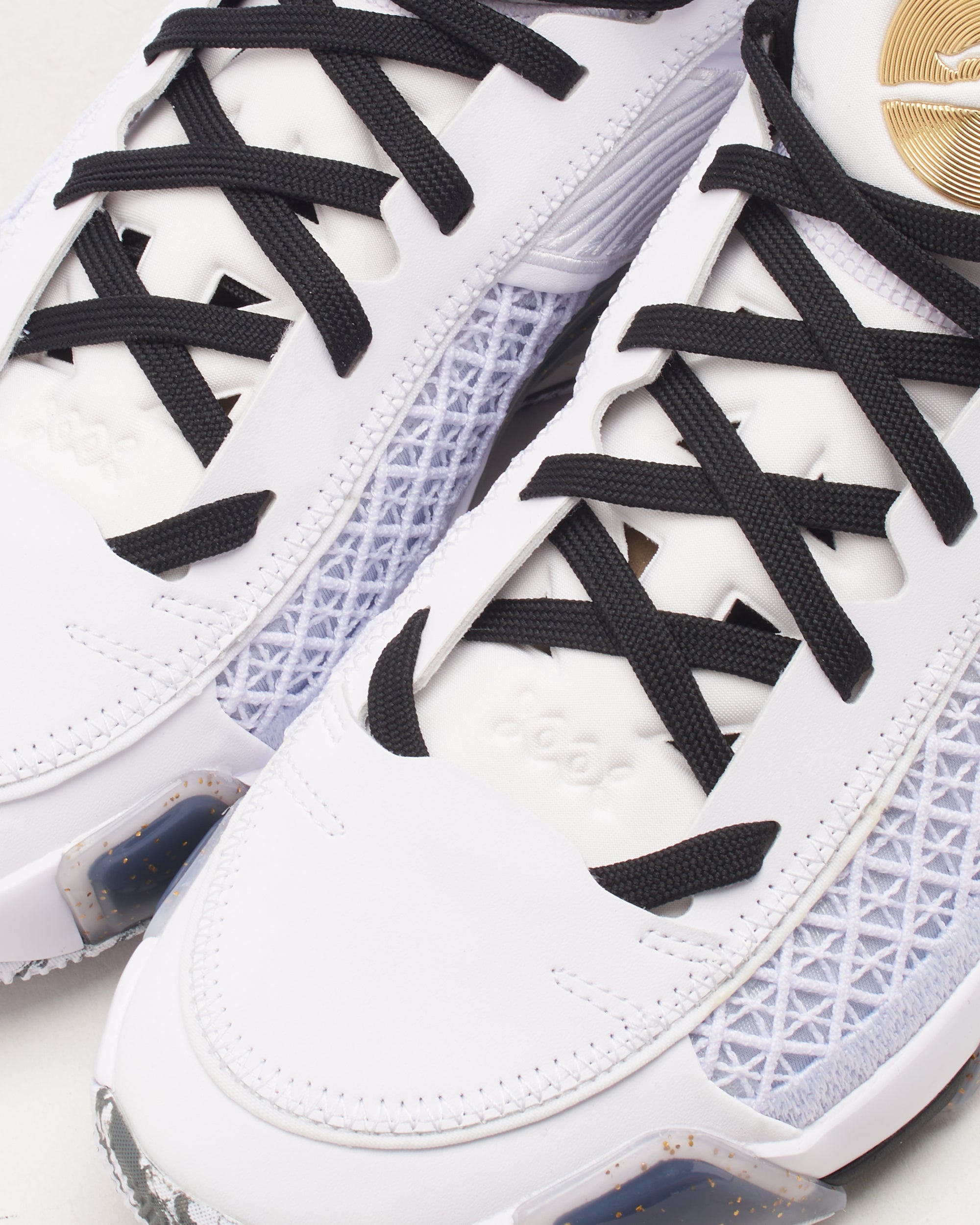 Jordan バスケットボールシューズ ブラック/ホワイト/ゴールド 26.0㌢ Air Jordan XXXVIII Low 