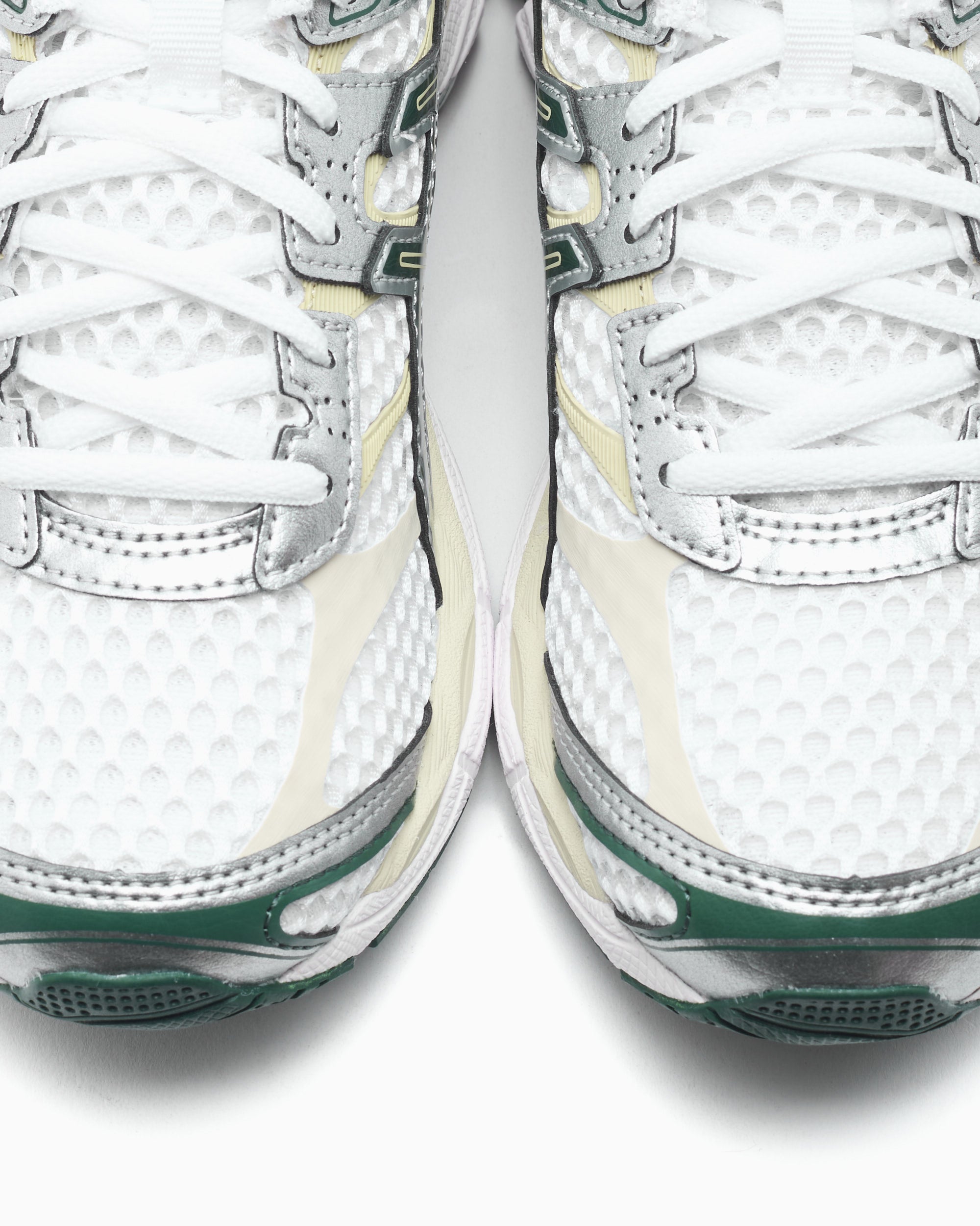 Sneakers ASICS Gel-Cumulus™ 16 - 1203A733-105