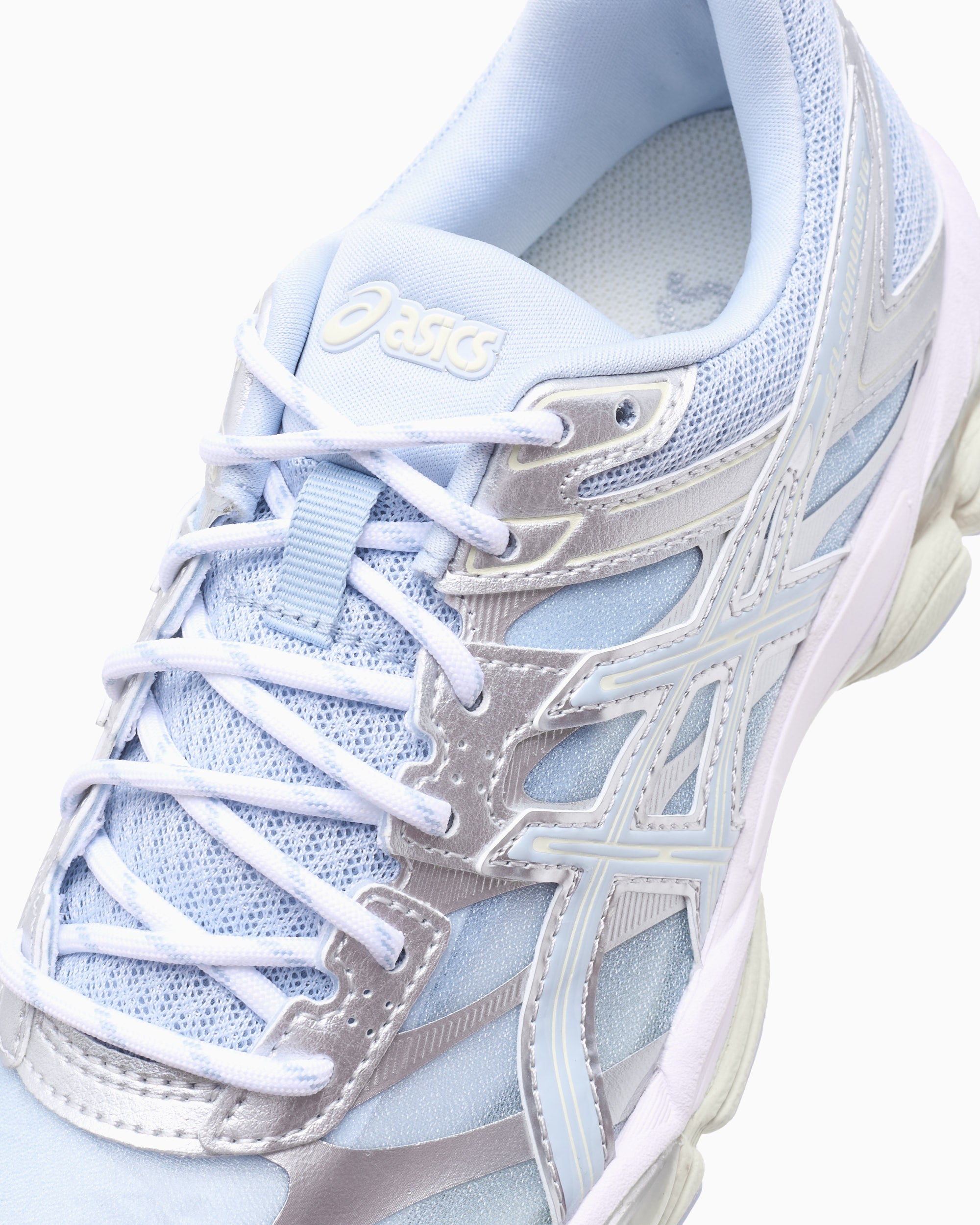 Sneakers ASICS Gel-Cumulus 16 - 1203B218-400