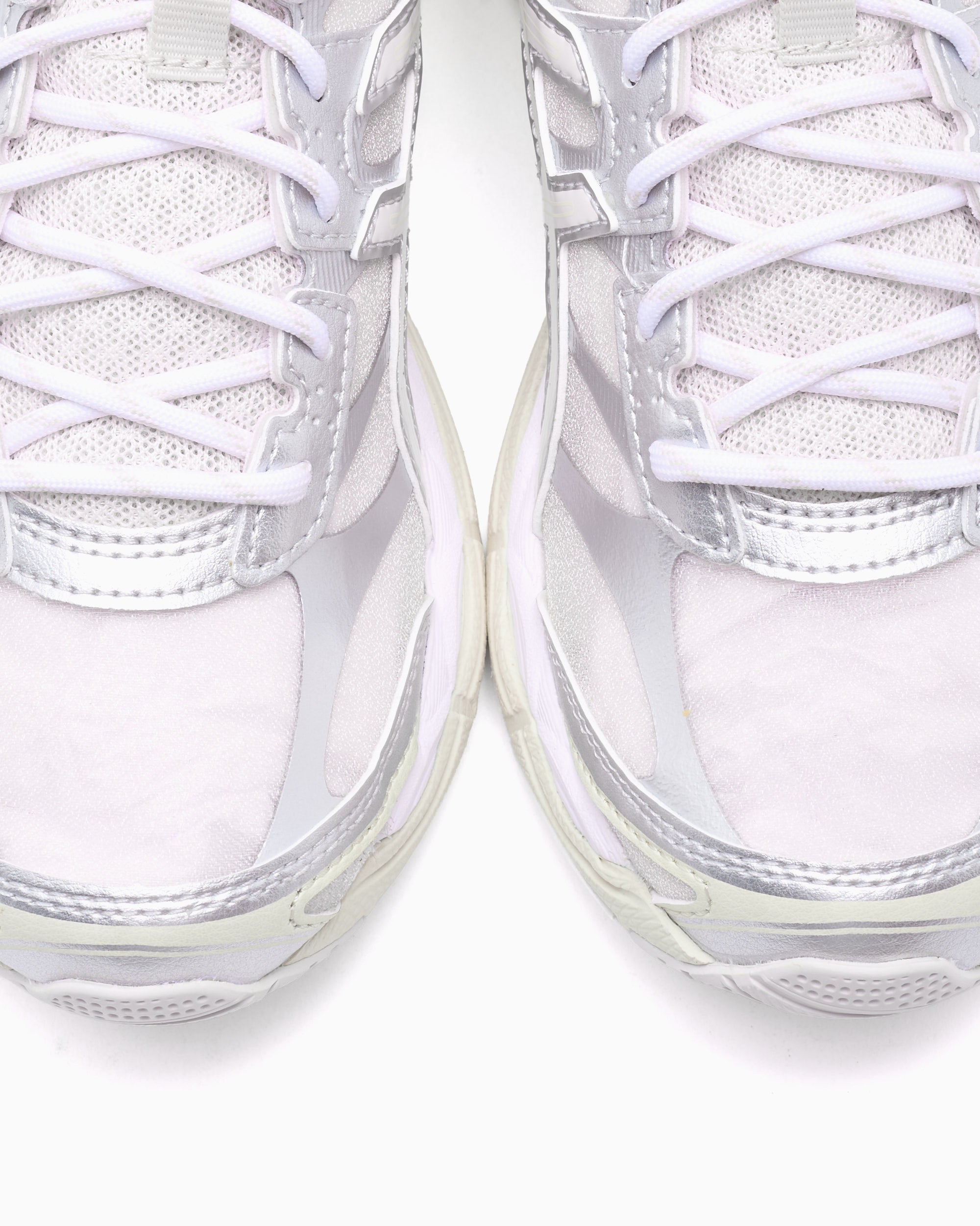 Sneakers ASICS Gel-Cumulus 16 - 1203B218-700