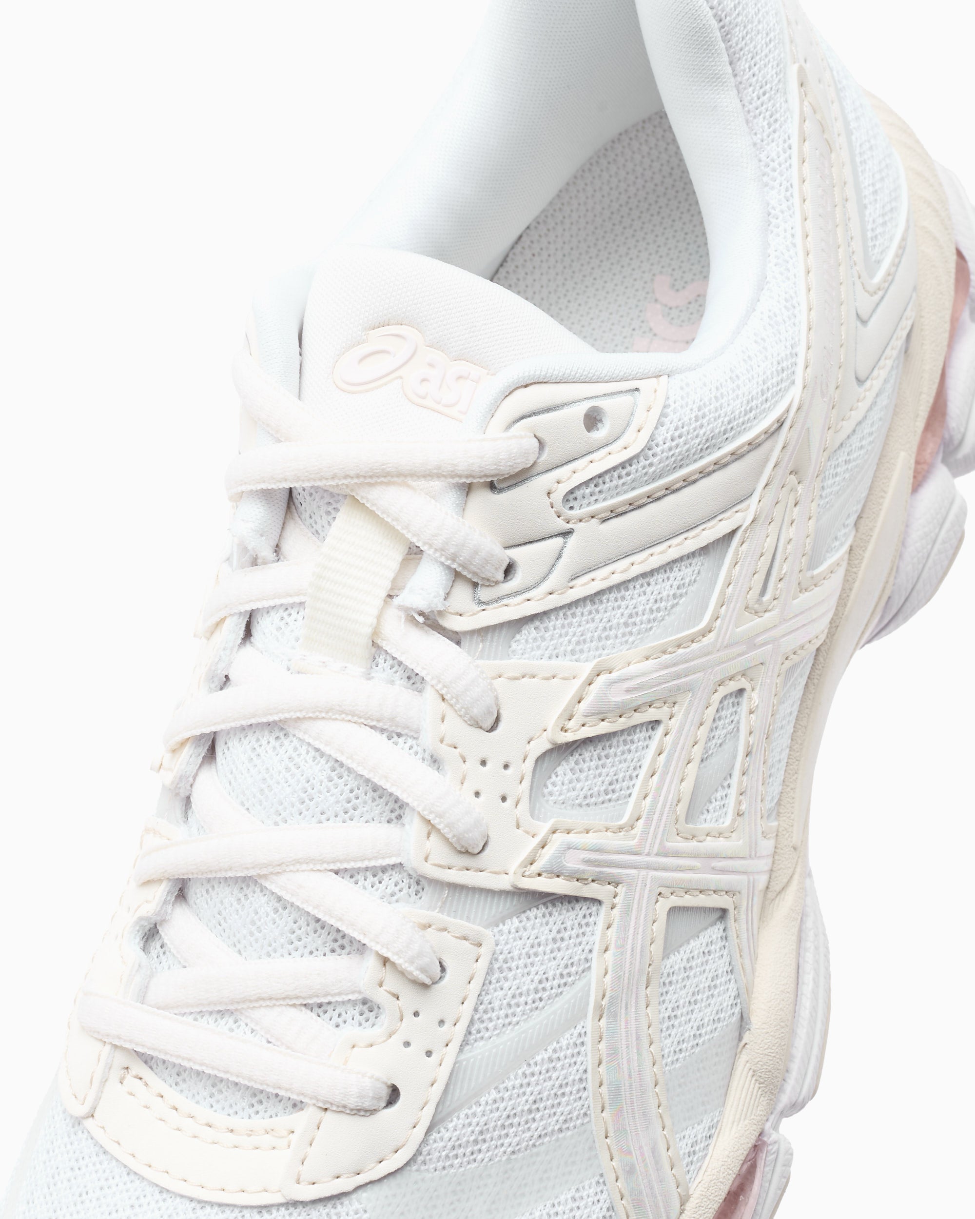 Sneakers ASICS Gel-Cumulus™ 16 "Cream" - 1203A887-100