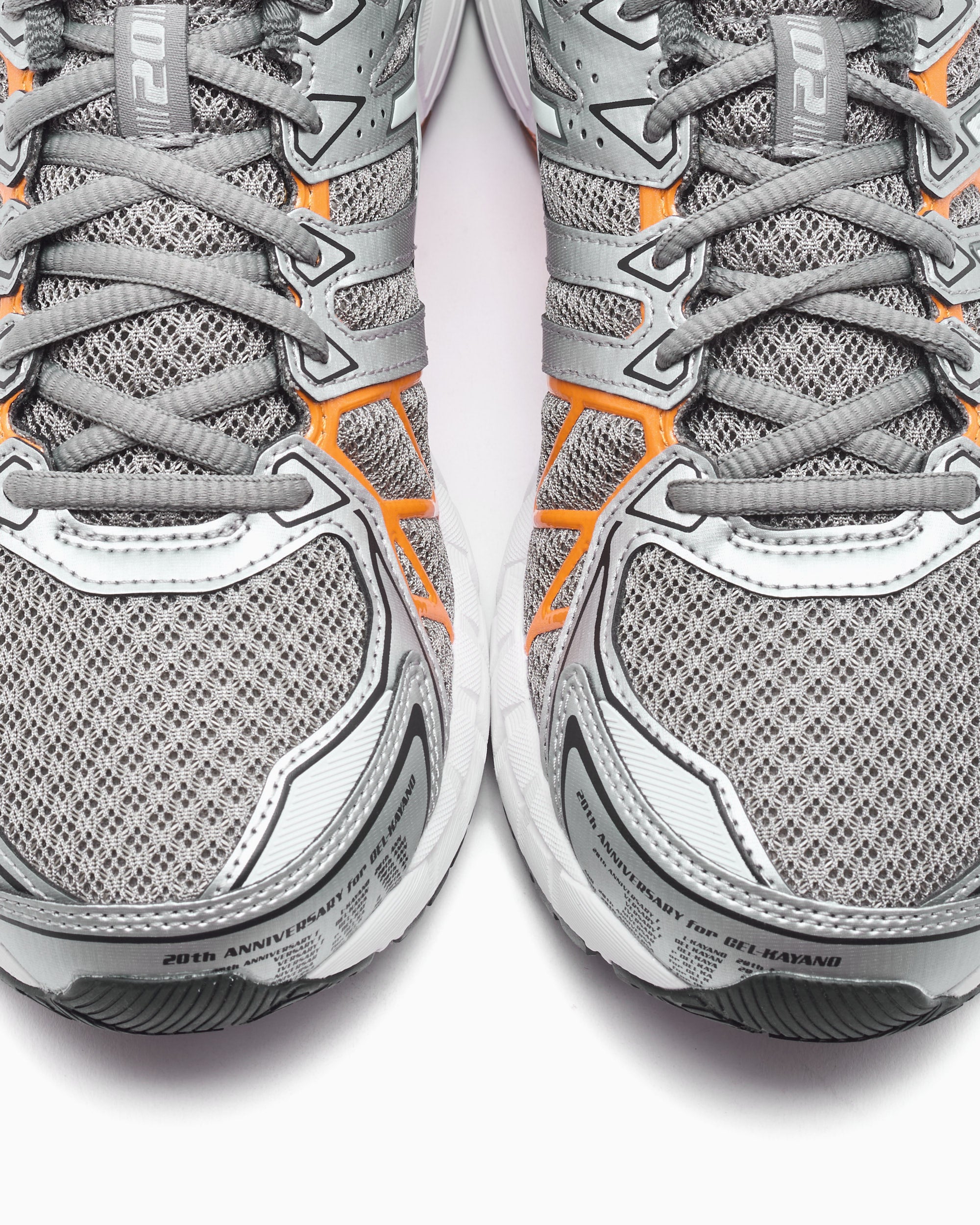 Sneakers ASICS Gel-Kayano 20 - 1203A388-023