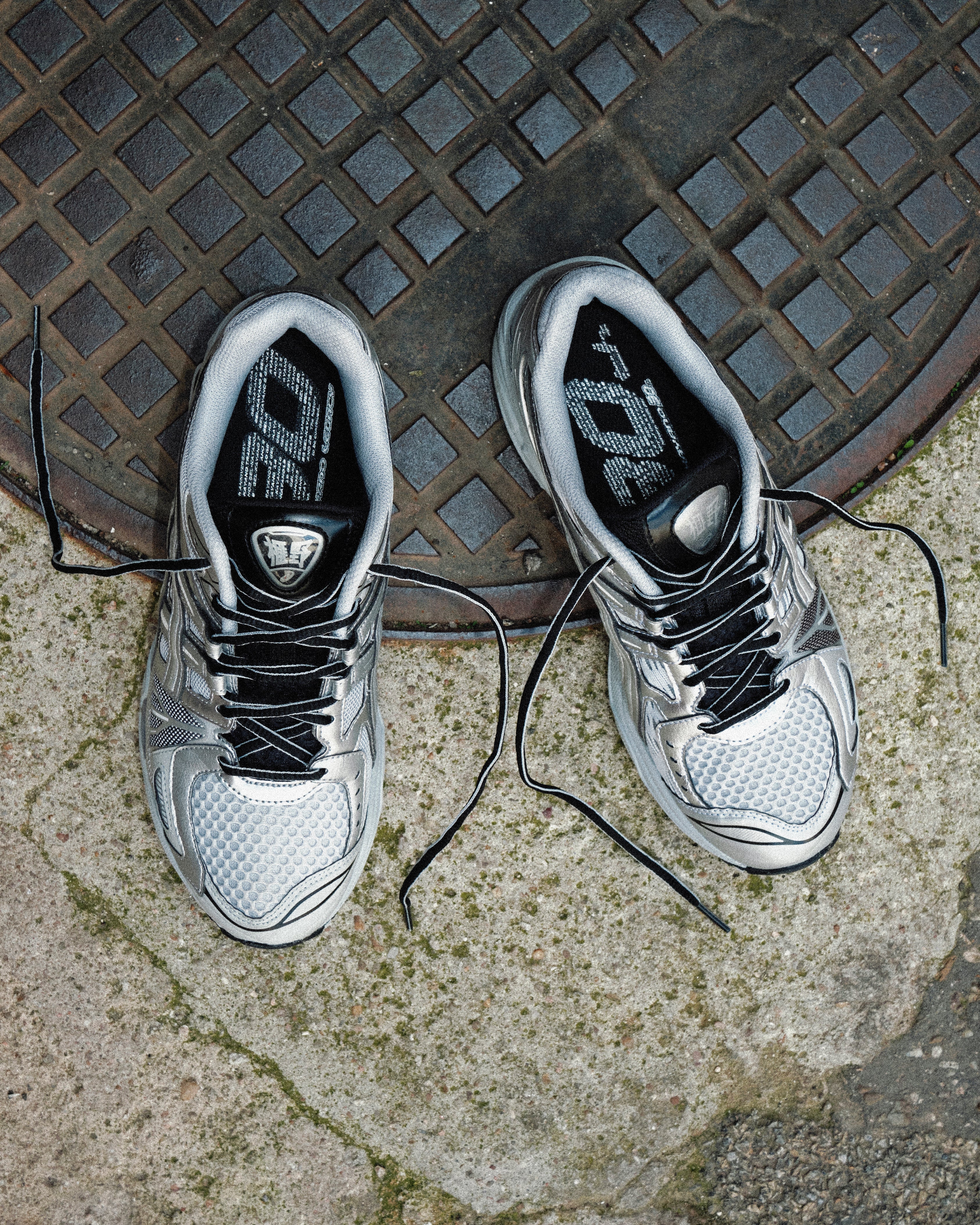 Sneakers ASICS Gel-Kayano Legacy - 1203A325-020