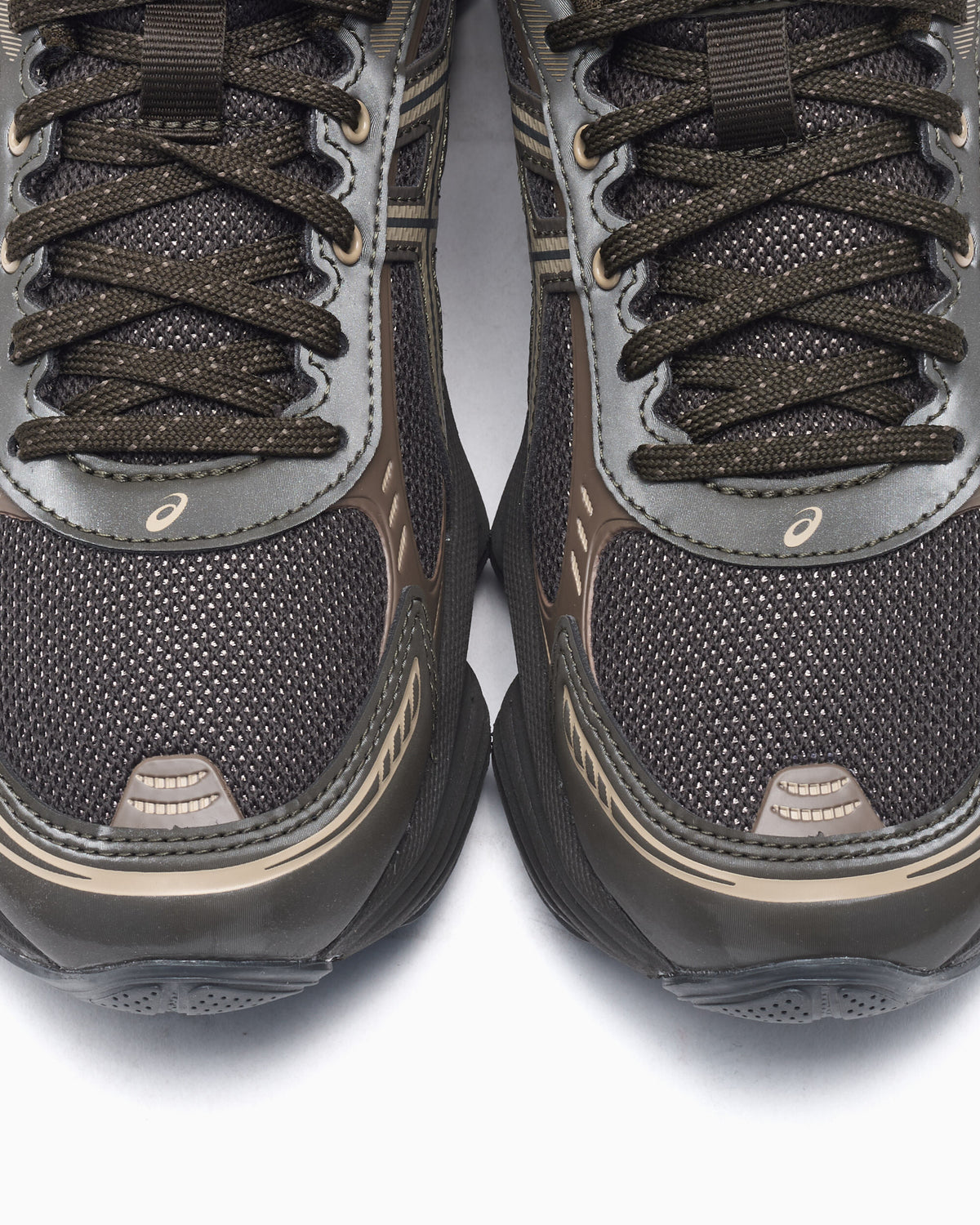 Sneakers ASICS Gel-Kinetic Fluent - 1203A591-200
