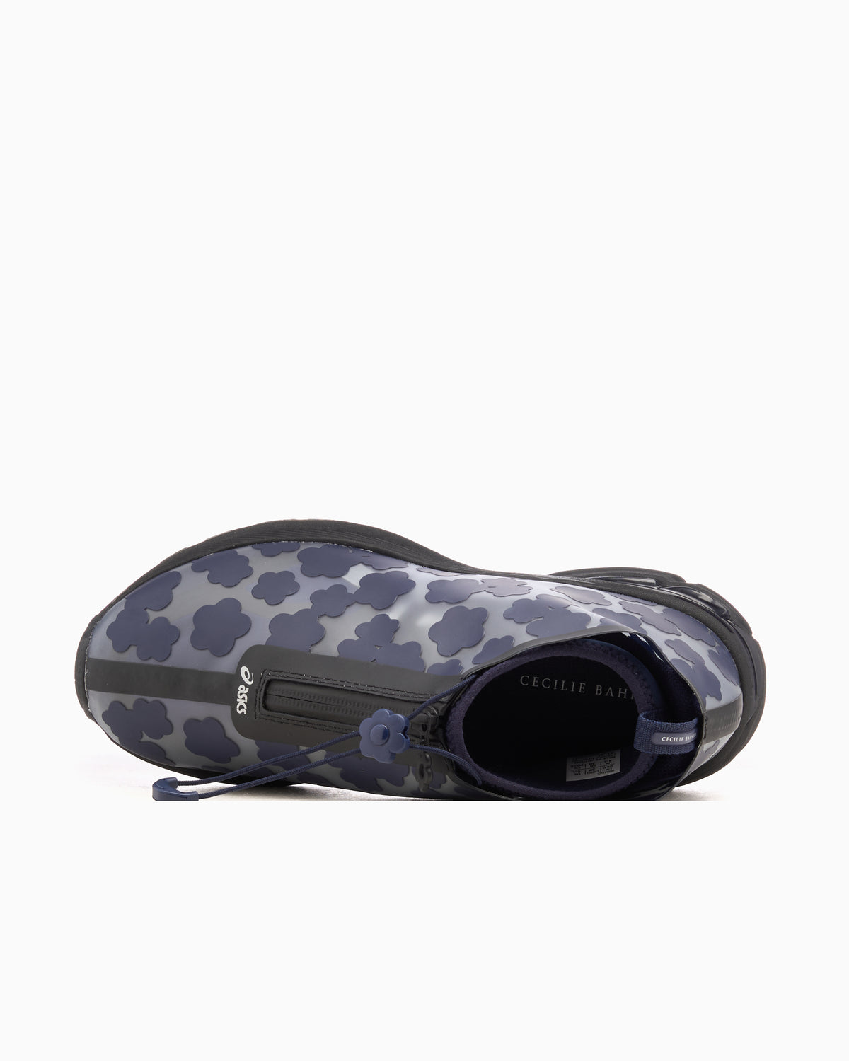sneakers-asics-x-cecilie- 