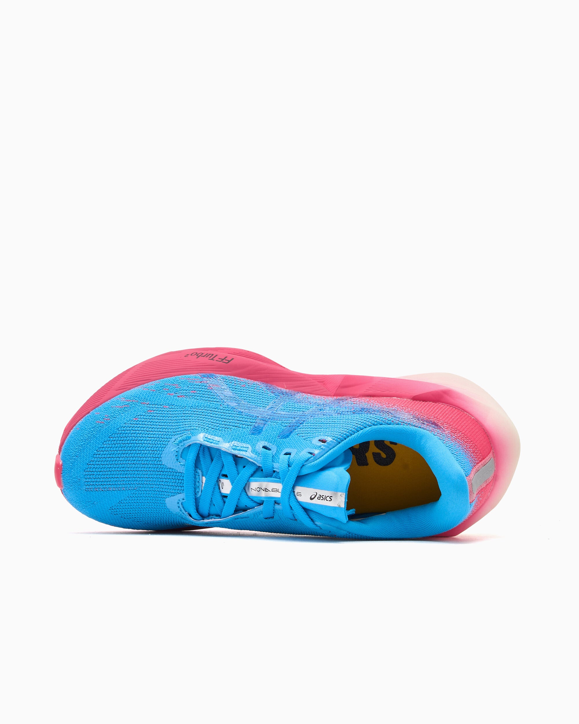 ASICS x Distance Novablast 6 