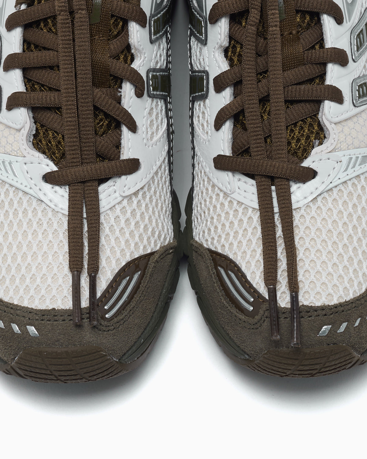 ASICS x Temptation Vacation Gel-DS Trainer 14