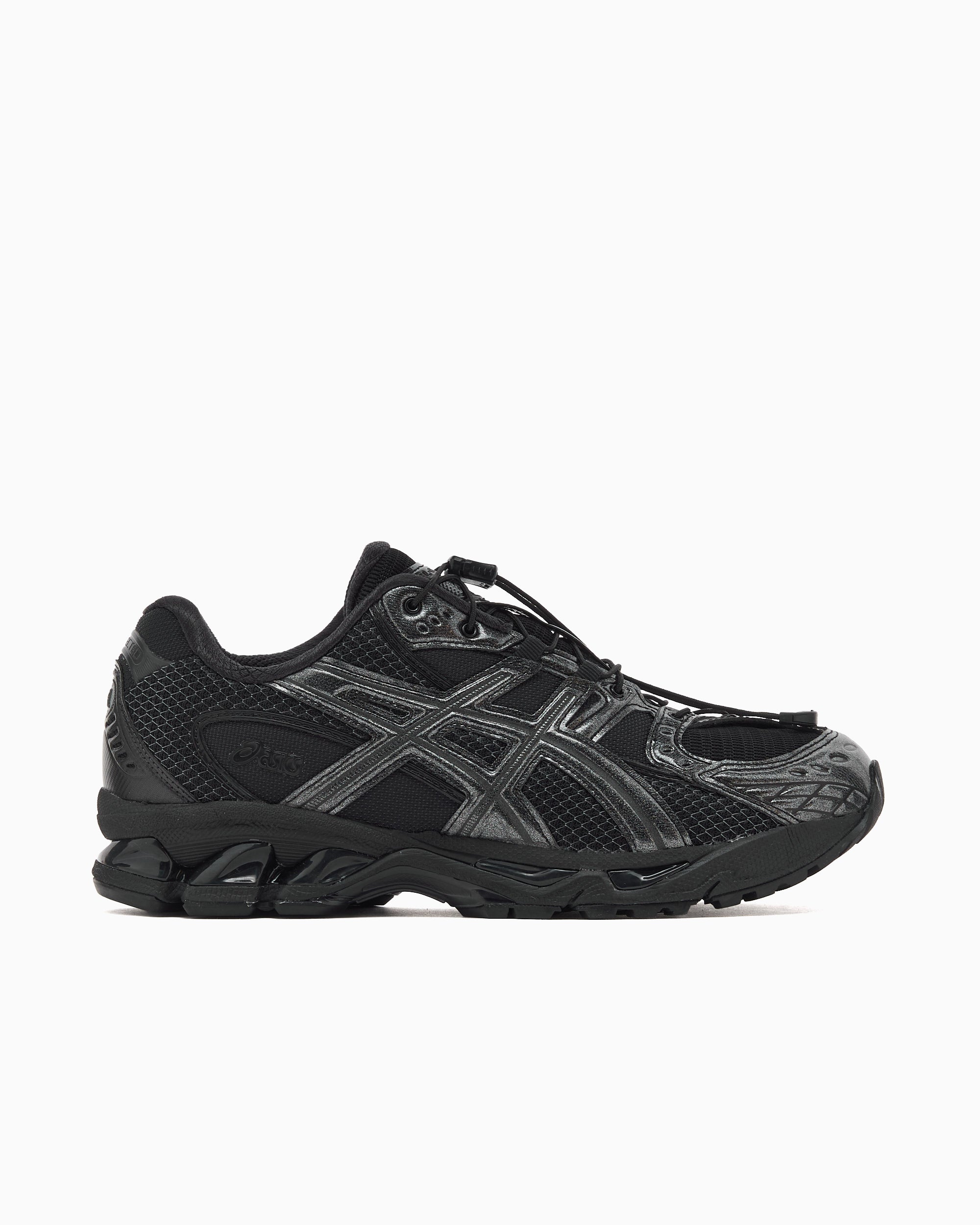sneakers-asics-x-unaffected-