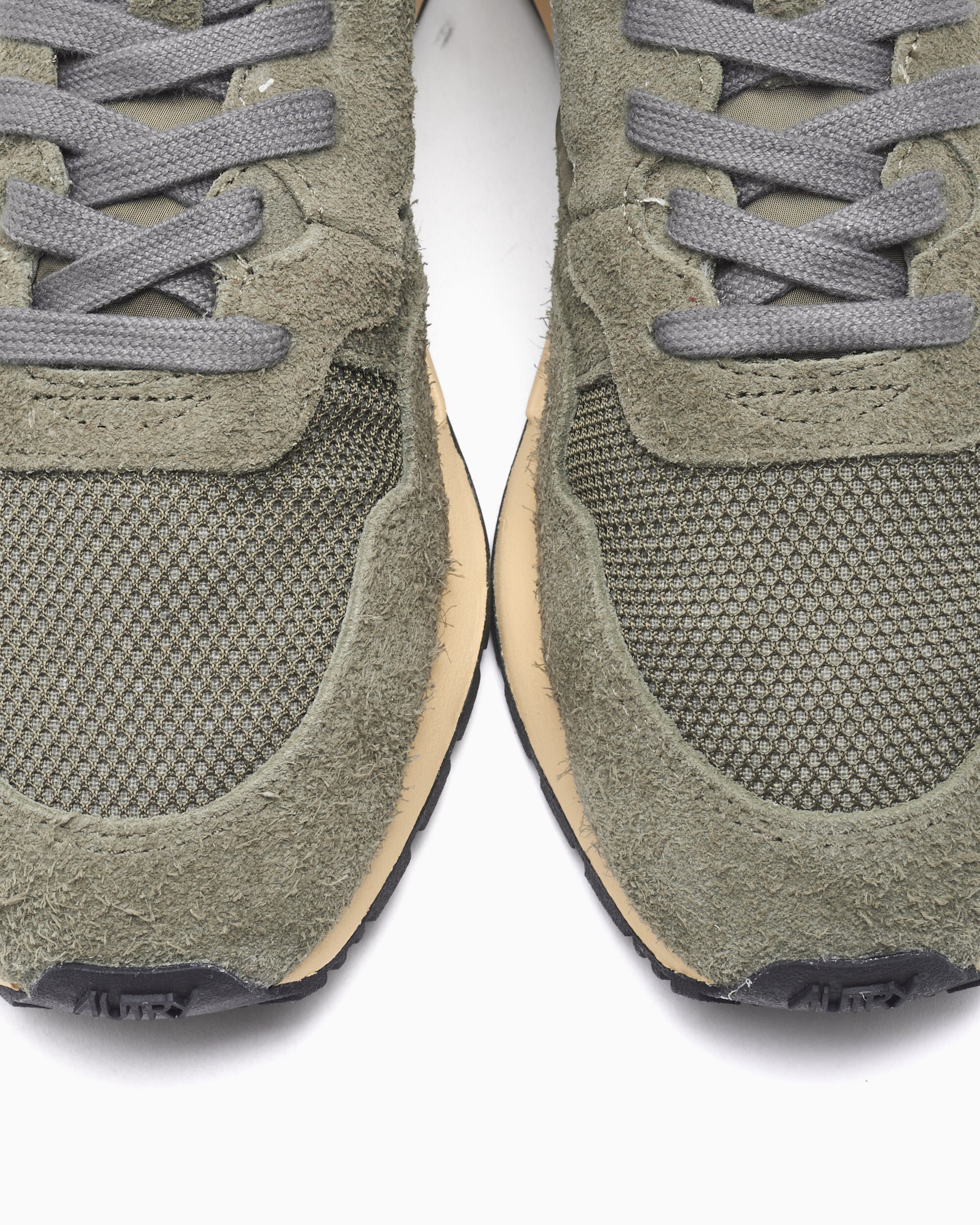 Sneakers Autry Reelwind Low - WWLMUT52